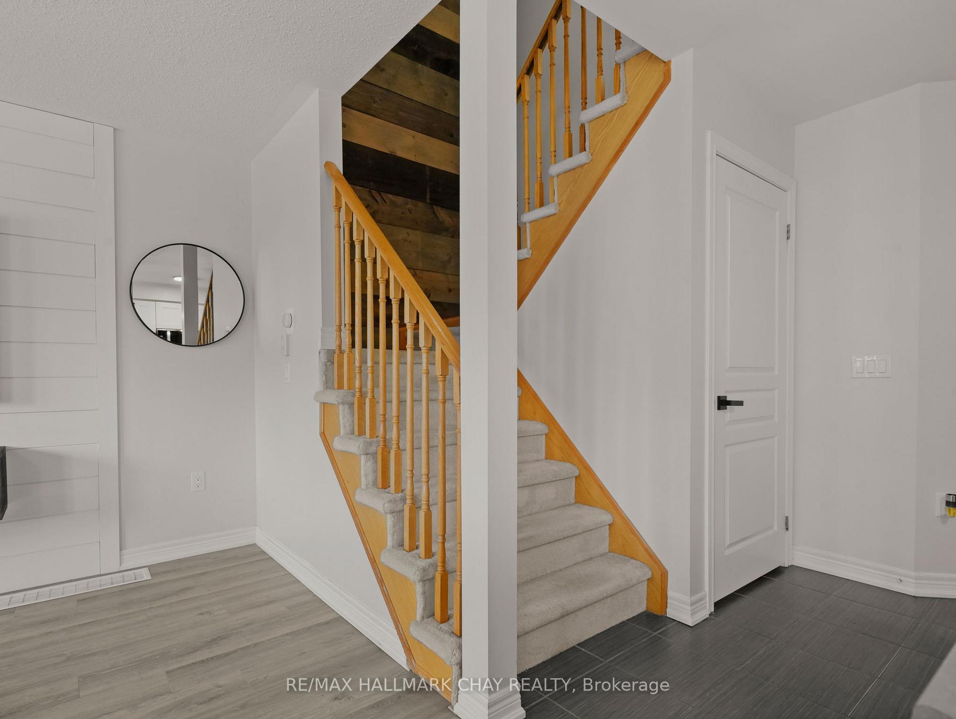 Photo 15 of 883 Cook Crescent, Shelburne — HOMEH