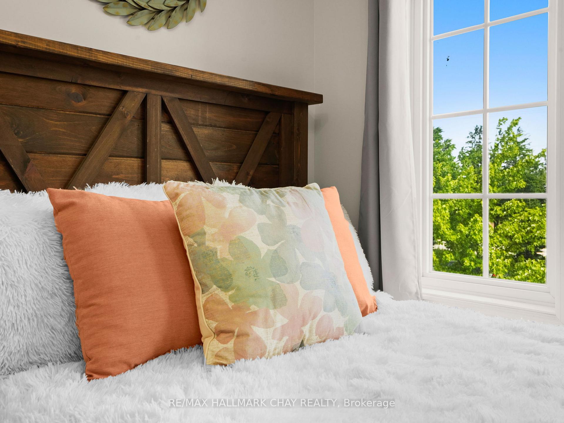 Photo 26 of 883 Cook Crescent, Shelburne — HOMEH