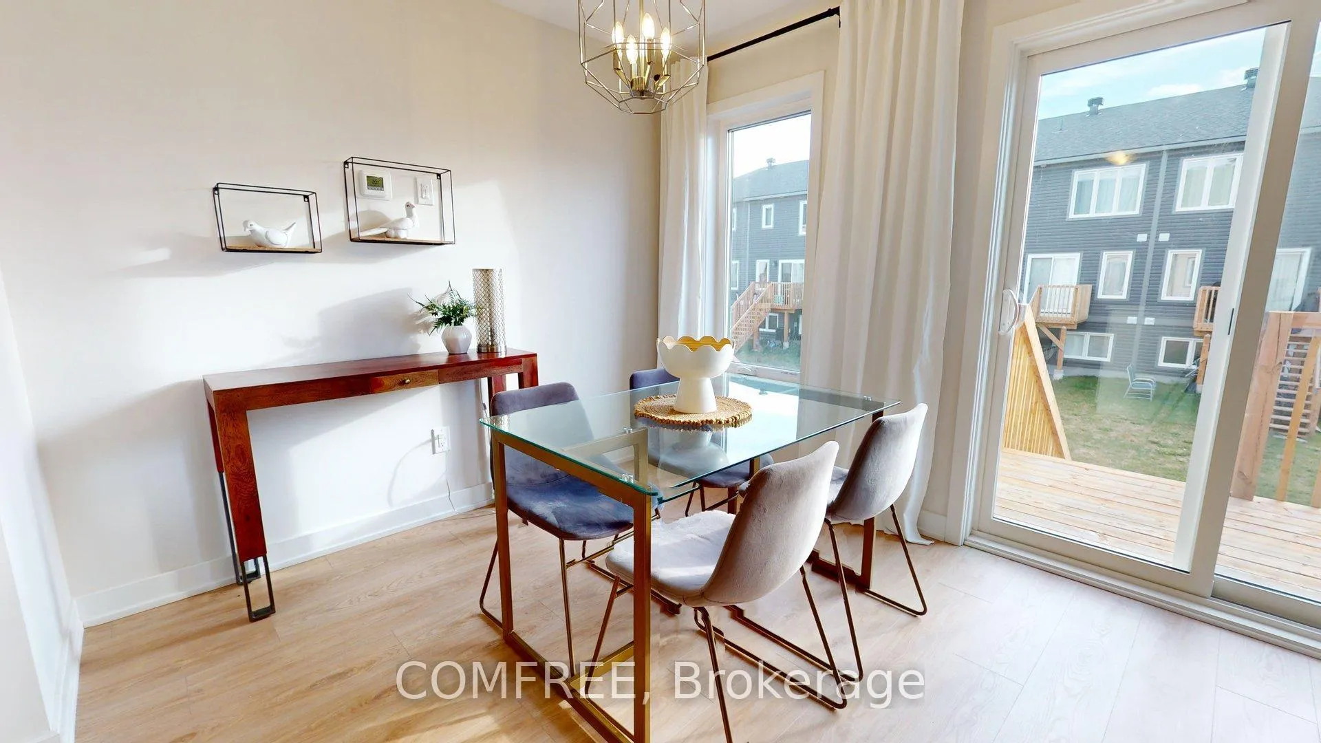 Photo 6 of 63 Whitcomb Crescent, Smiths Falls — HOMEH