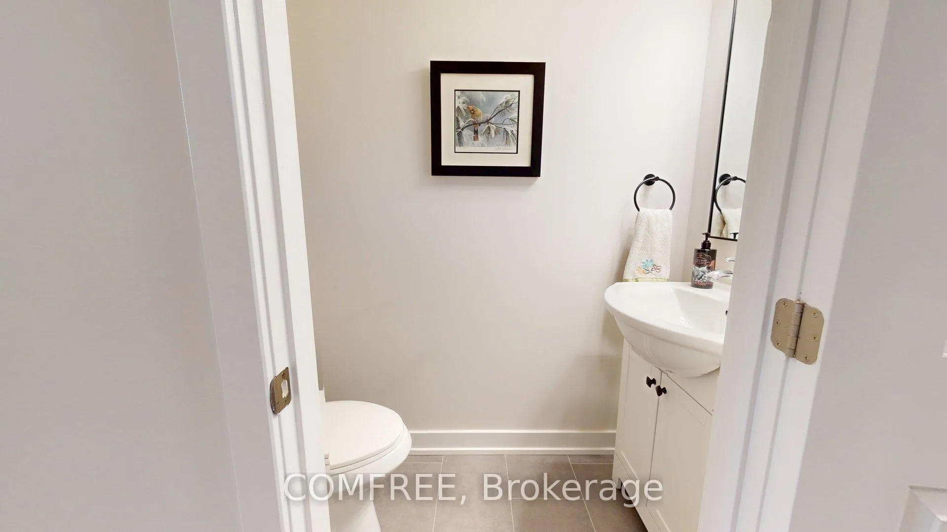 Photo 7 of 63 Whitcomb Crescent, Smiths Falls — HOMEH