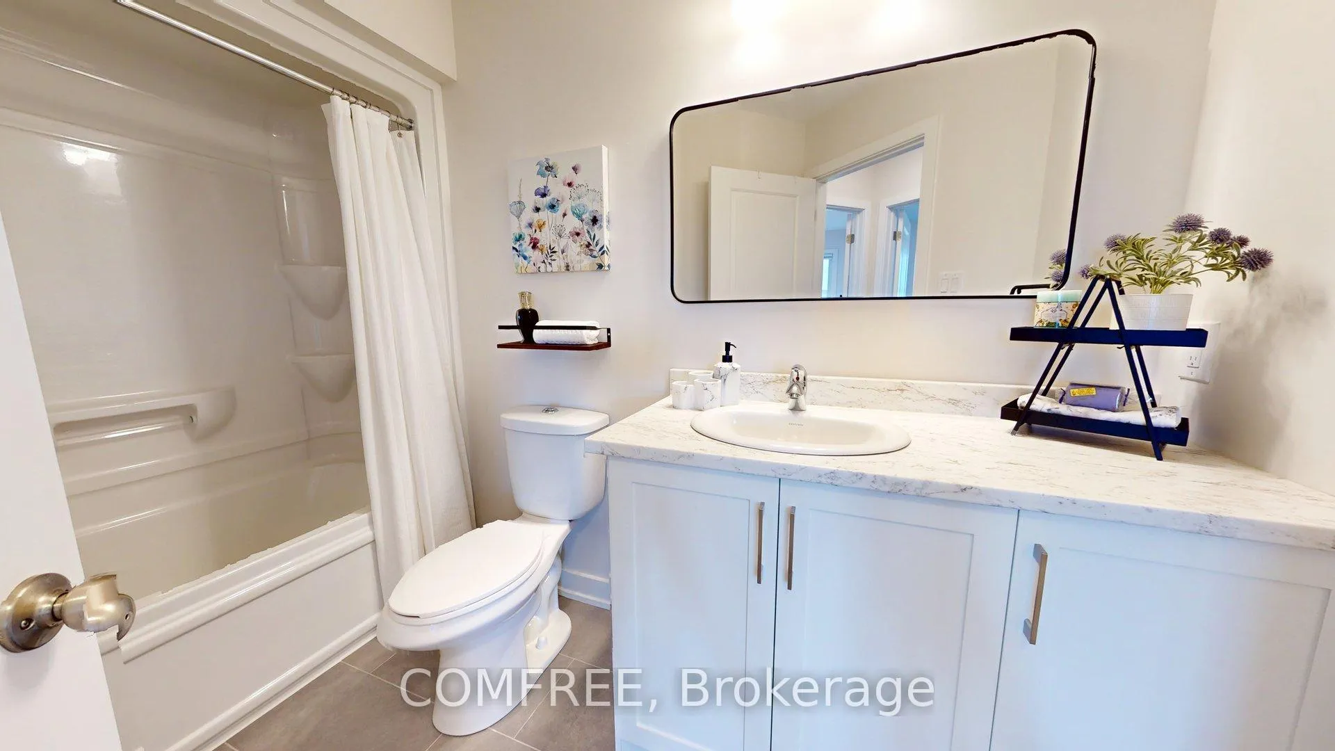 Photo 11 of 63 Whitcomb Crescent, Smiths Falls — HOMEH
