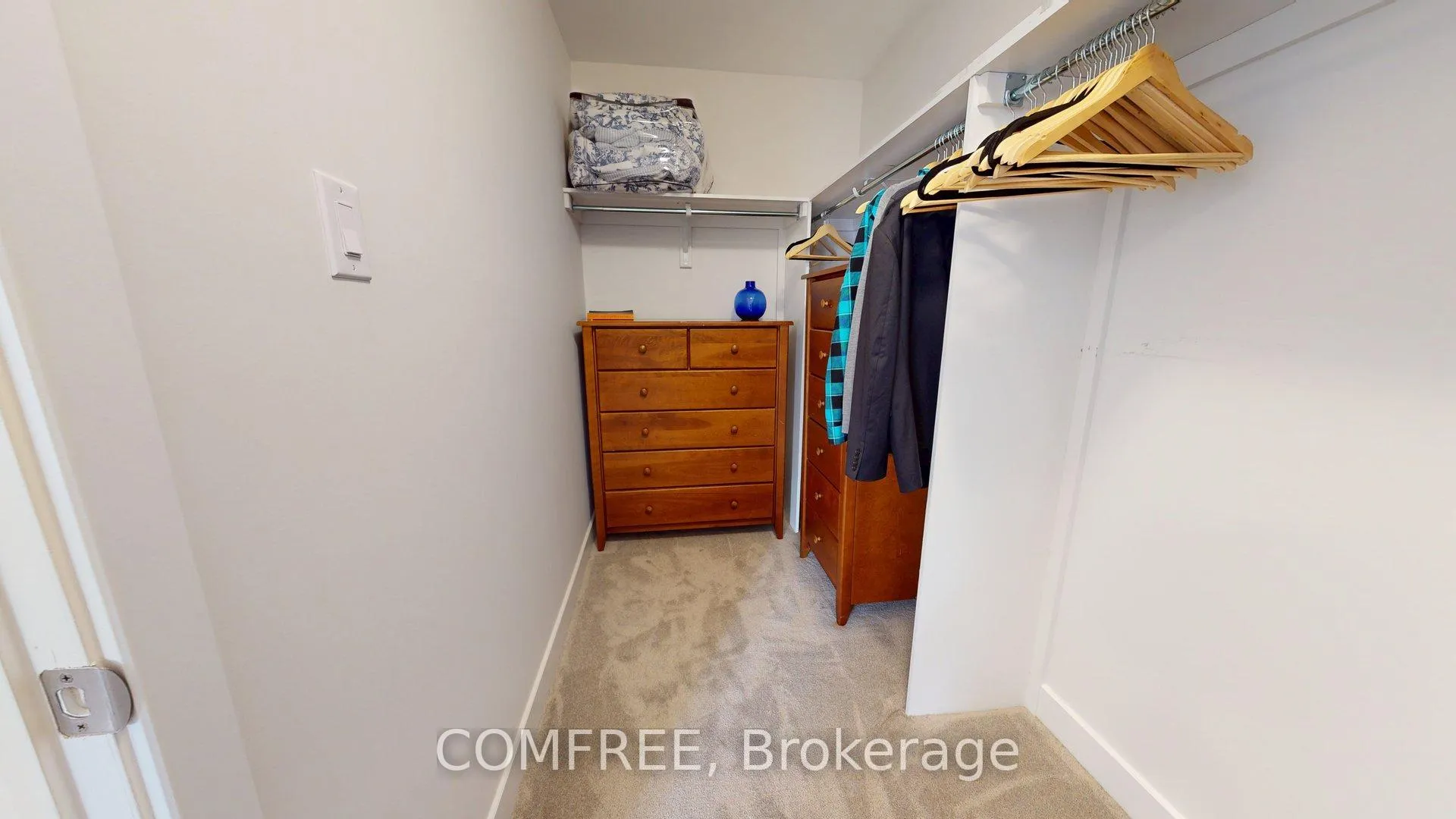 Photo 17 of 63 Whitcomb Crescent, Smiths Falls — HOMEH
