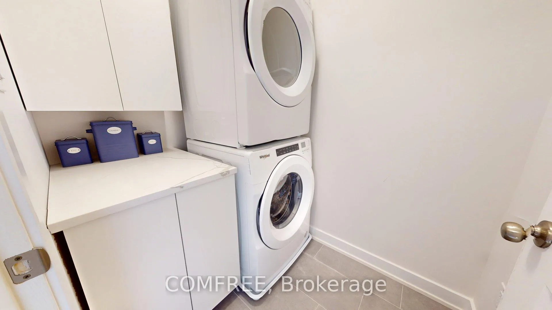 Photo 18 of 63 Whitcomb Crescent, Smiths Falls — HOMEH