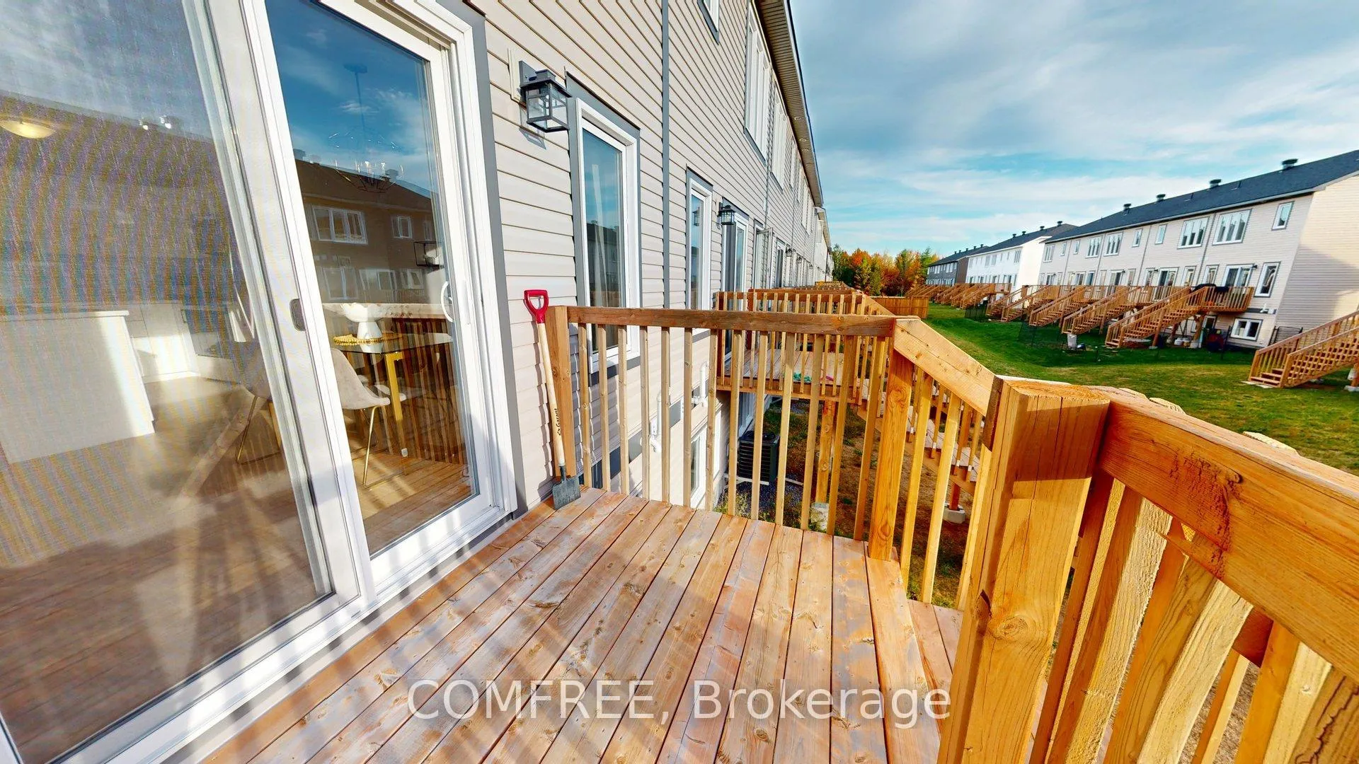 Photo 20 of 63 Whitcomb Crescent, Smiths Falls — HOMEH