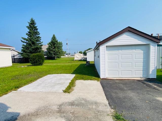 Photo 5 of 14 7th Avenue, Smooth Rock Falls, SRF — HOMEH