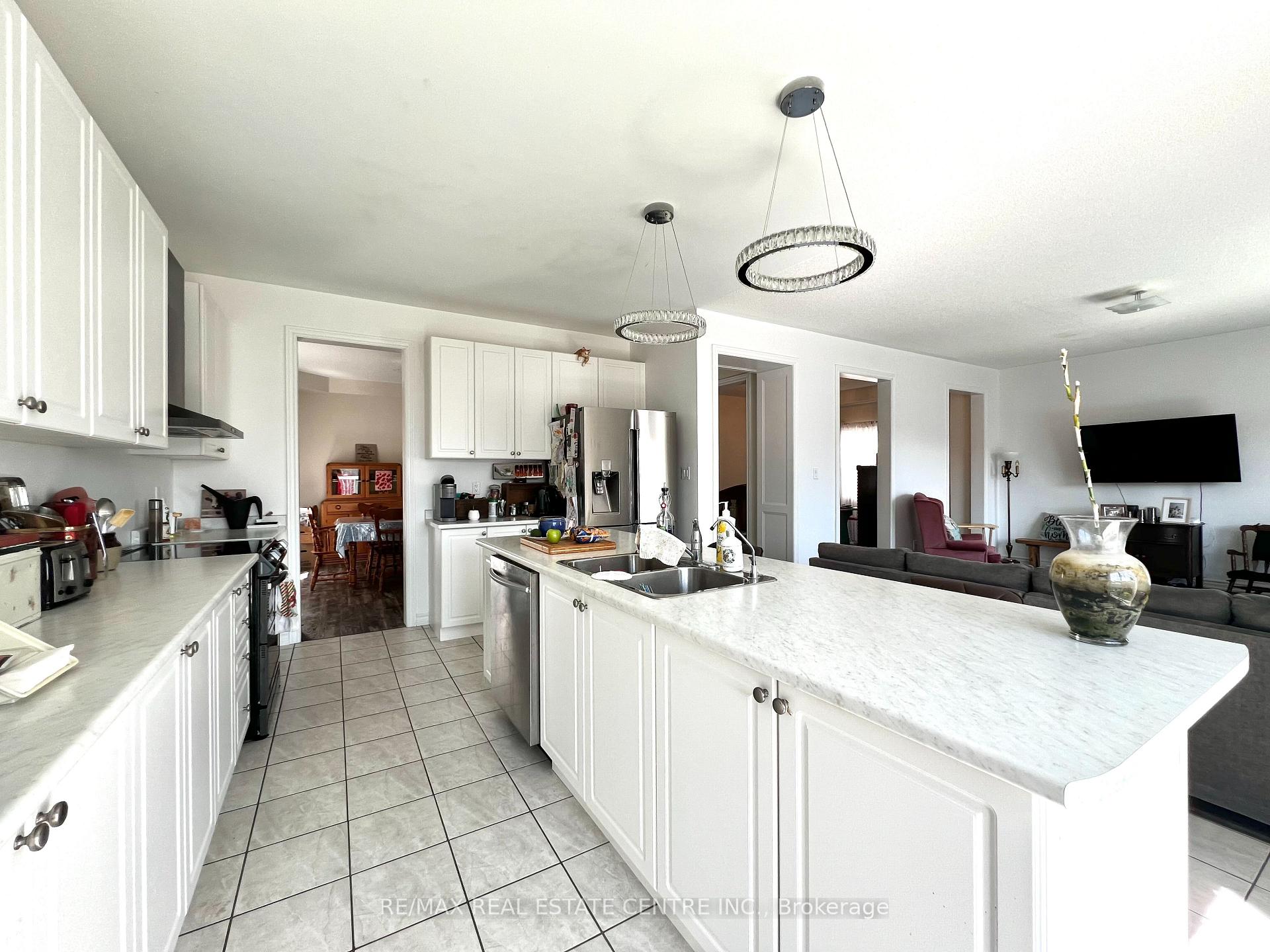 Photo 24 of 205 Morden Drive, Shelburne — HOMEH