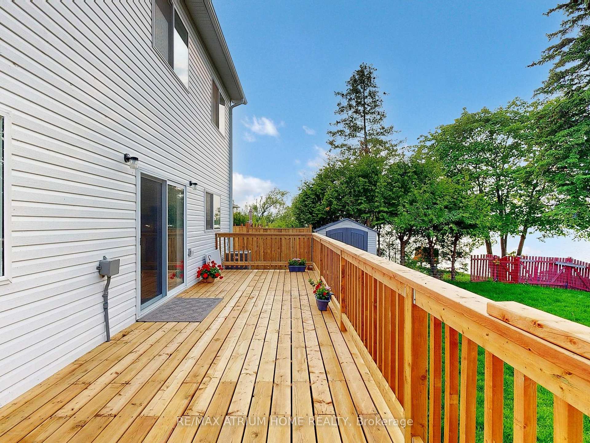 Photo 7 of 11 Angle Street, Scugog, Rural Scugog — HOMEH