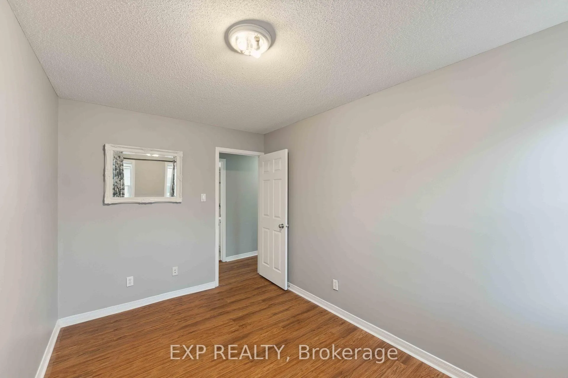 Photo 25 of 230 Monterey Drive, Ottawa, Leslie Park — HOMEH