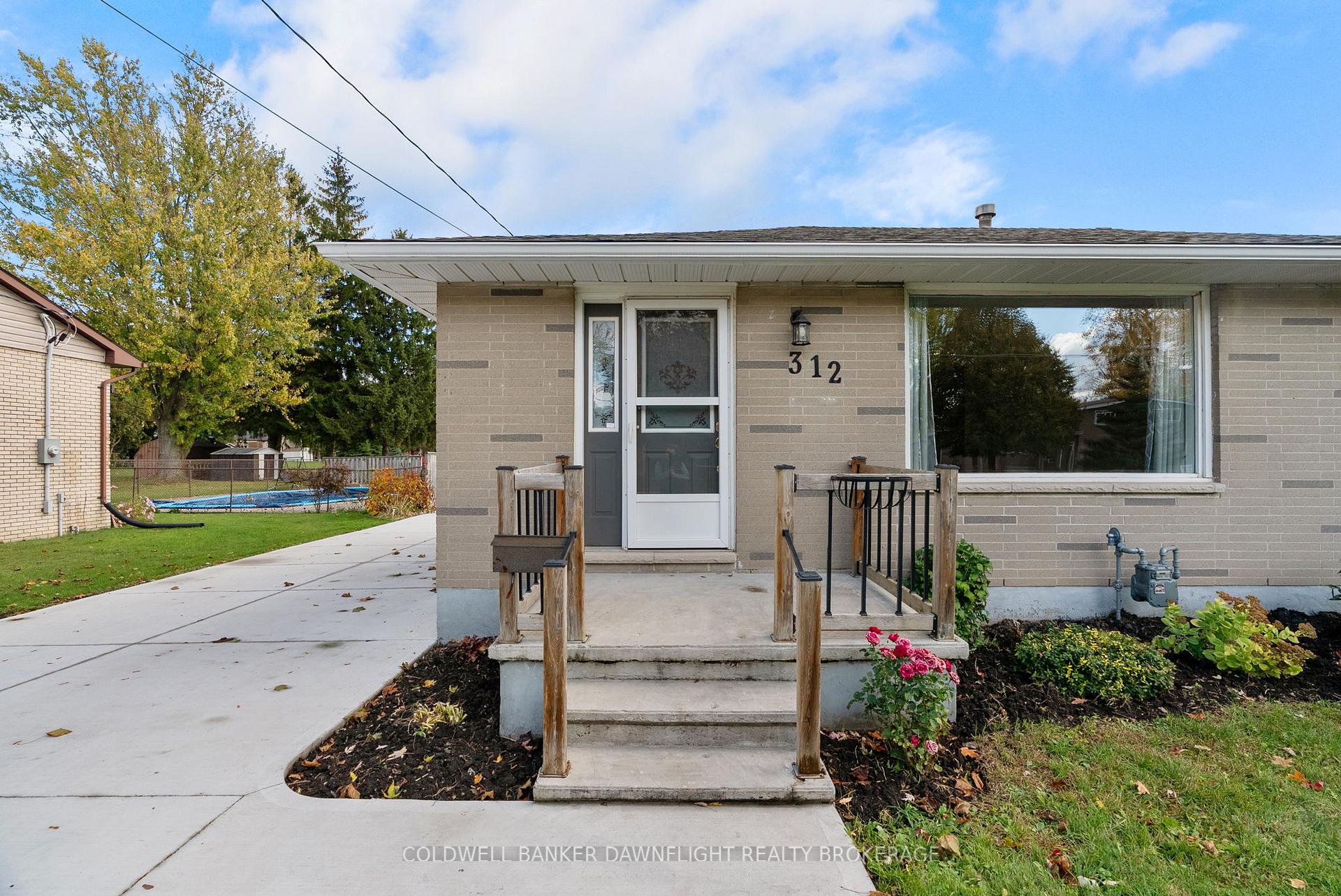 Photo 5 of 312 Marlborough Street, South Huron, Exeter — HOMEH