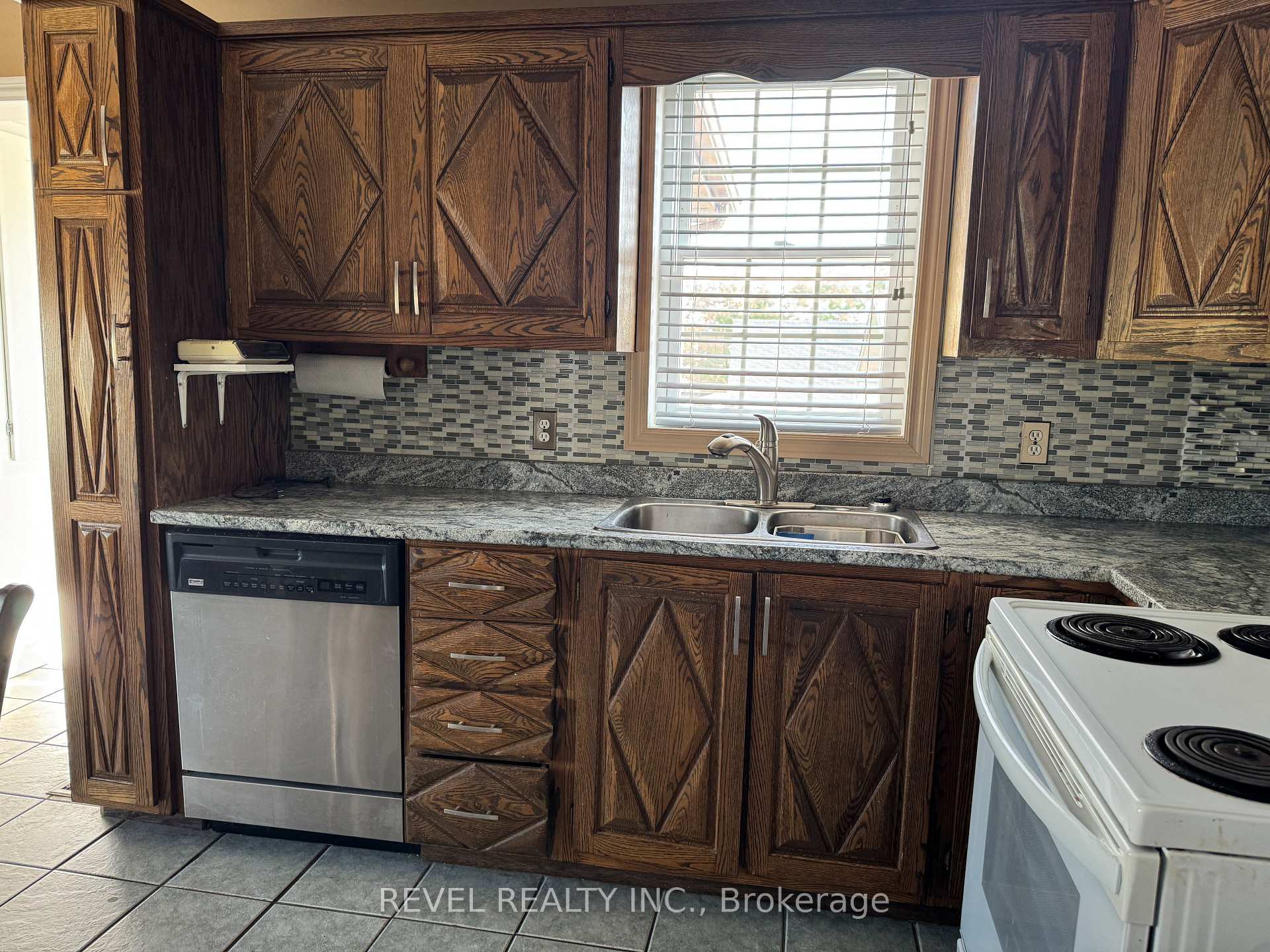 Photo 6 of 85 Fifth Street, Smooth Rock Falls, SRF — HOMEH