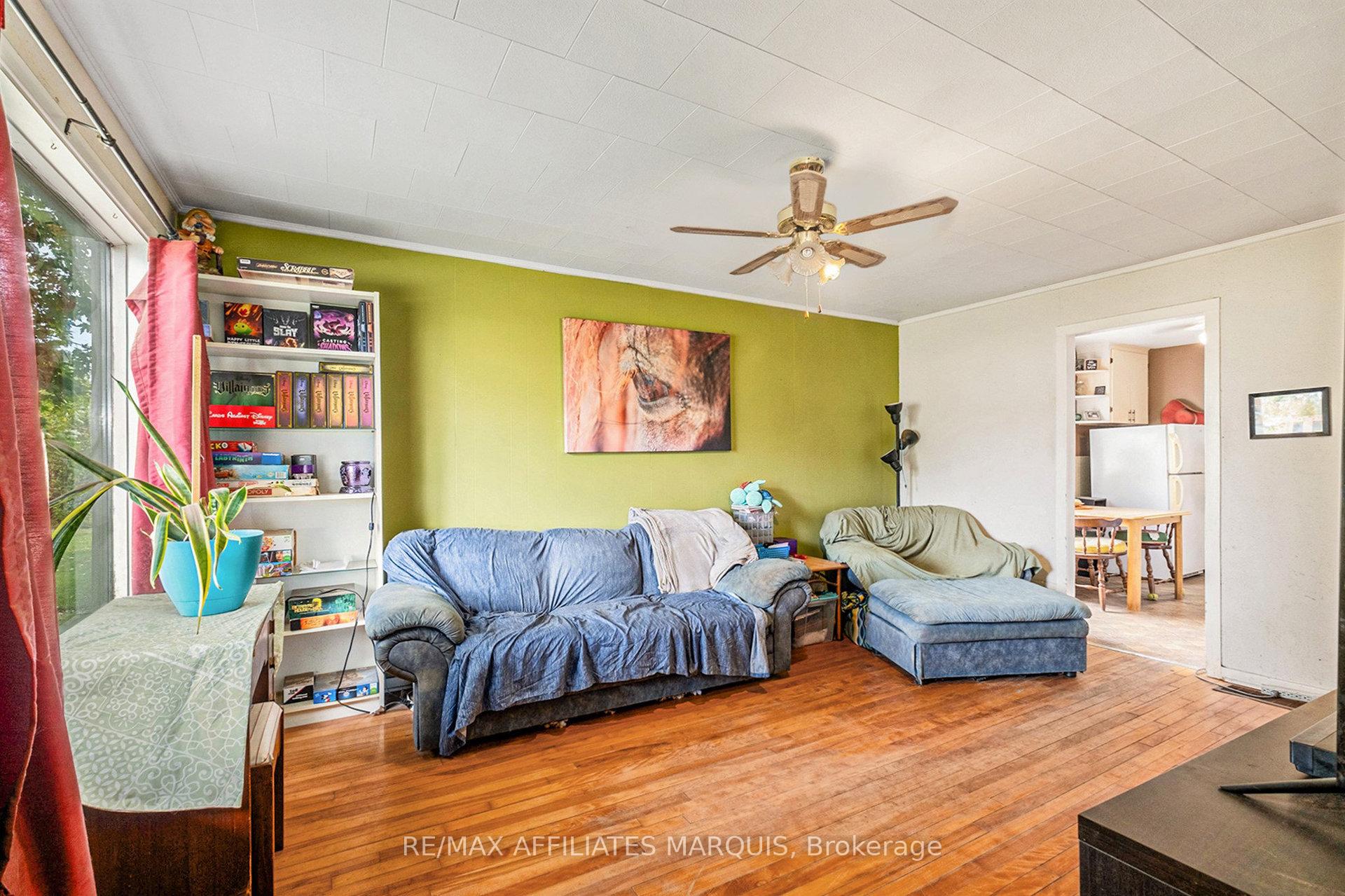 Photo 7 of 30 Roosevelt Drive, Smiths Falls — HOMEH