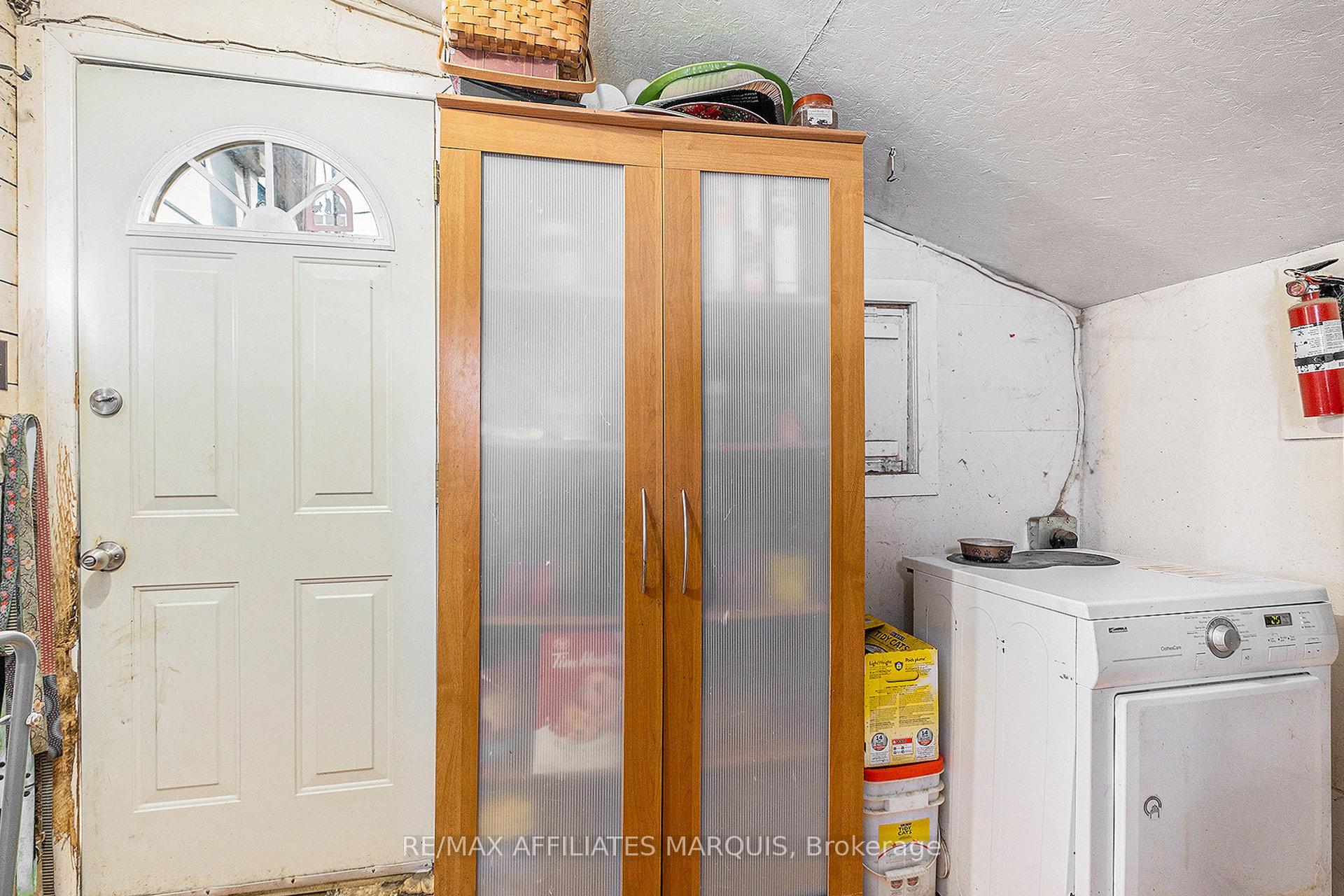 Photo 11 of 30 Roosevelt Drive, Smiths Falls — HOMEH