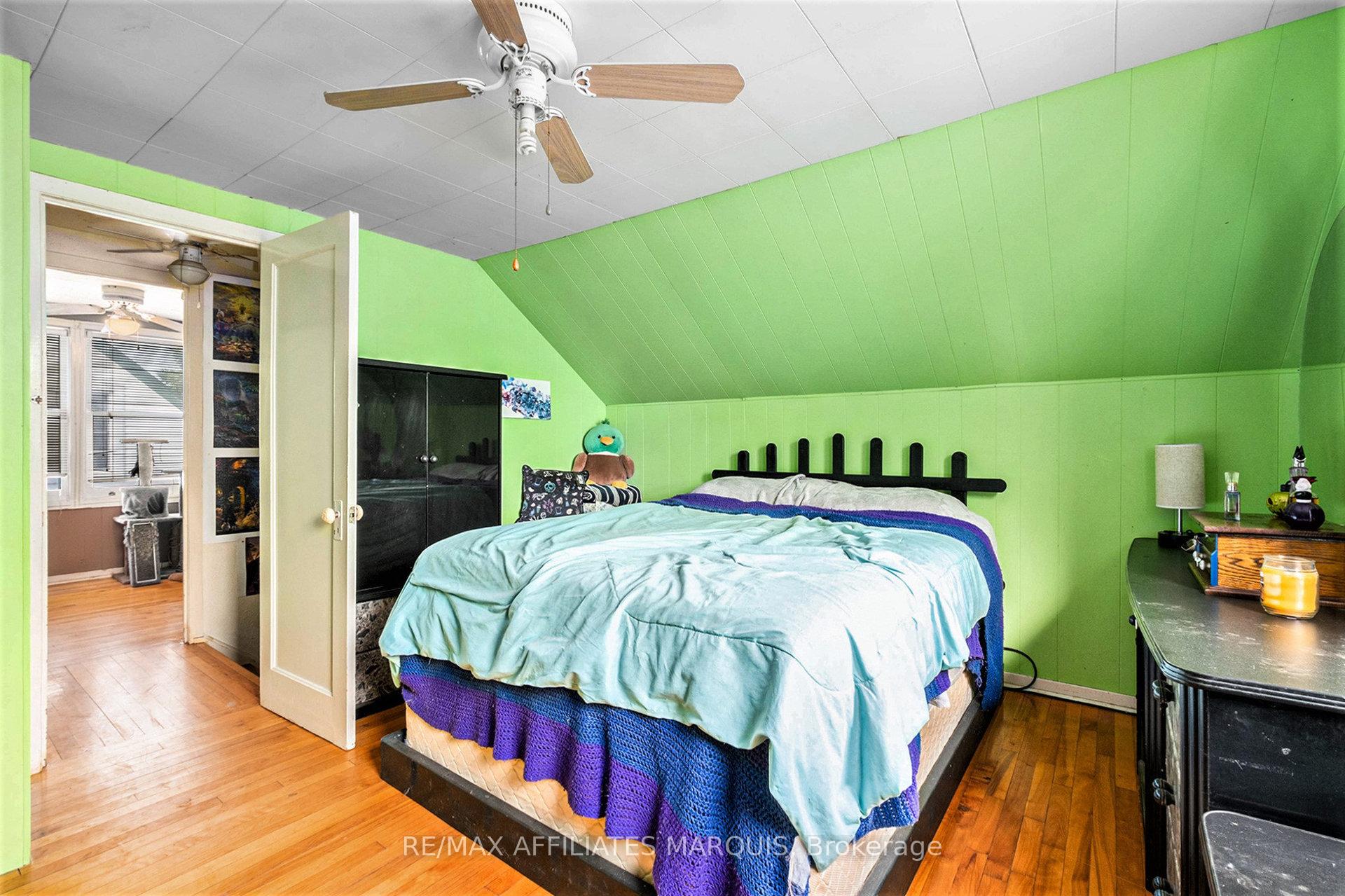 Photo 13 of 30 Roosevelt Drive, Smiths Falls — HOMEH