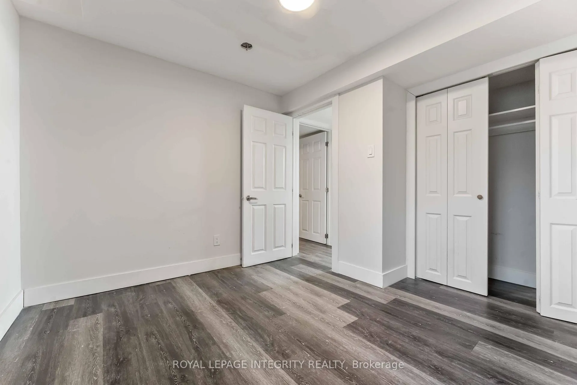 Photo 17 of Unit B, 35 Sherry Lane, Ottawa, Manordale — HOMEH