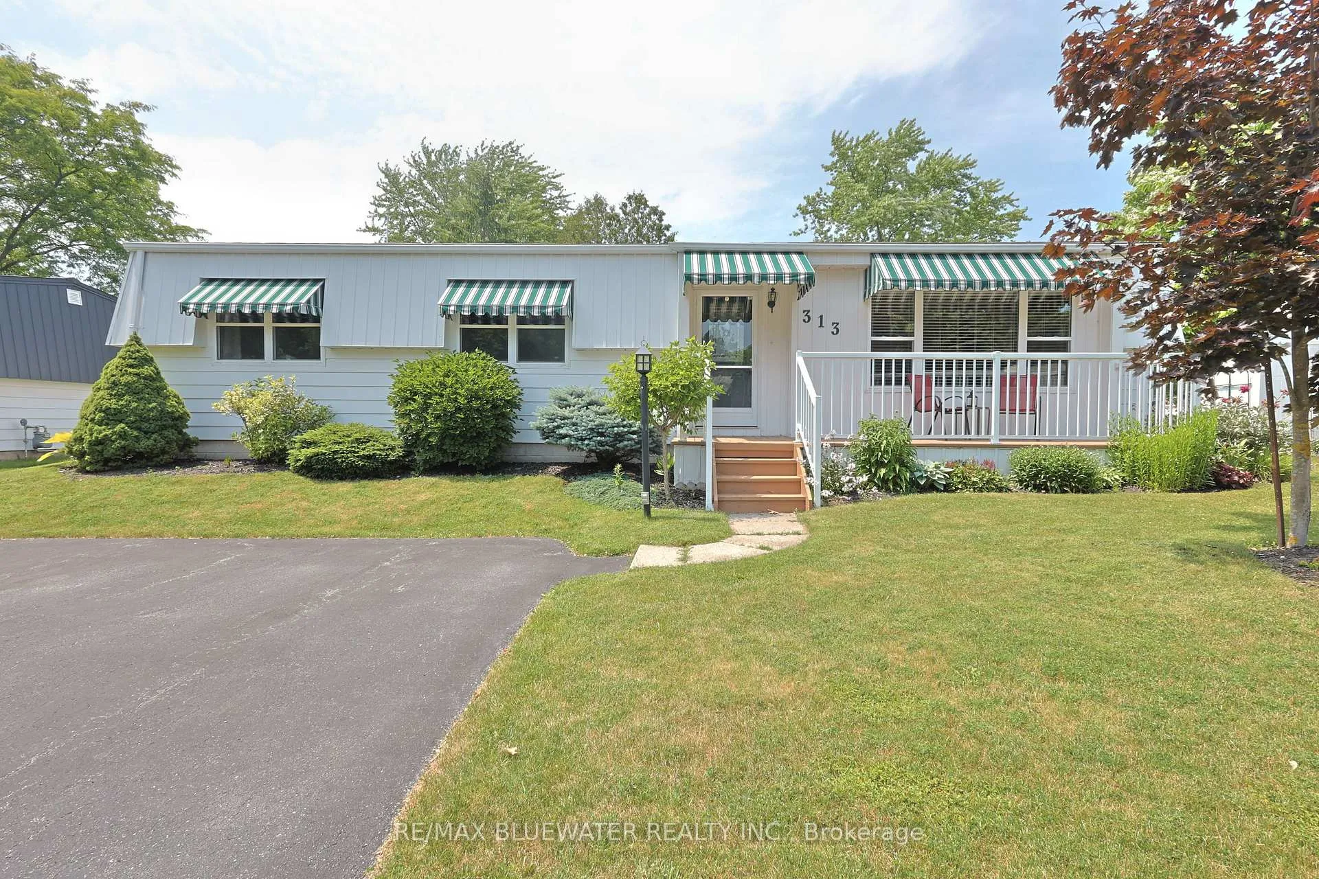 Front of 313 Pinetree Lane