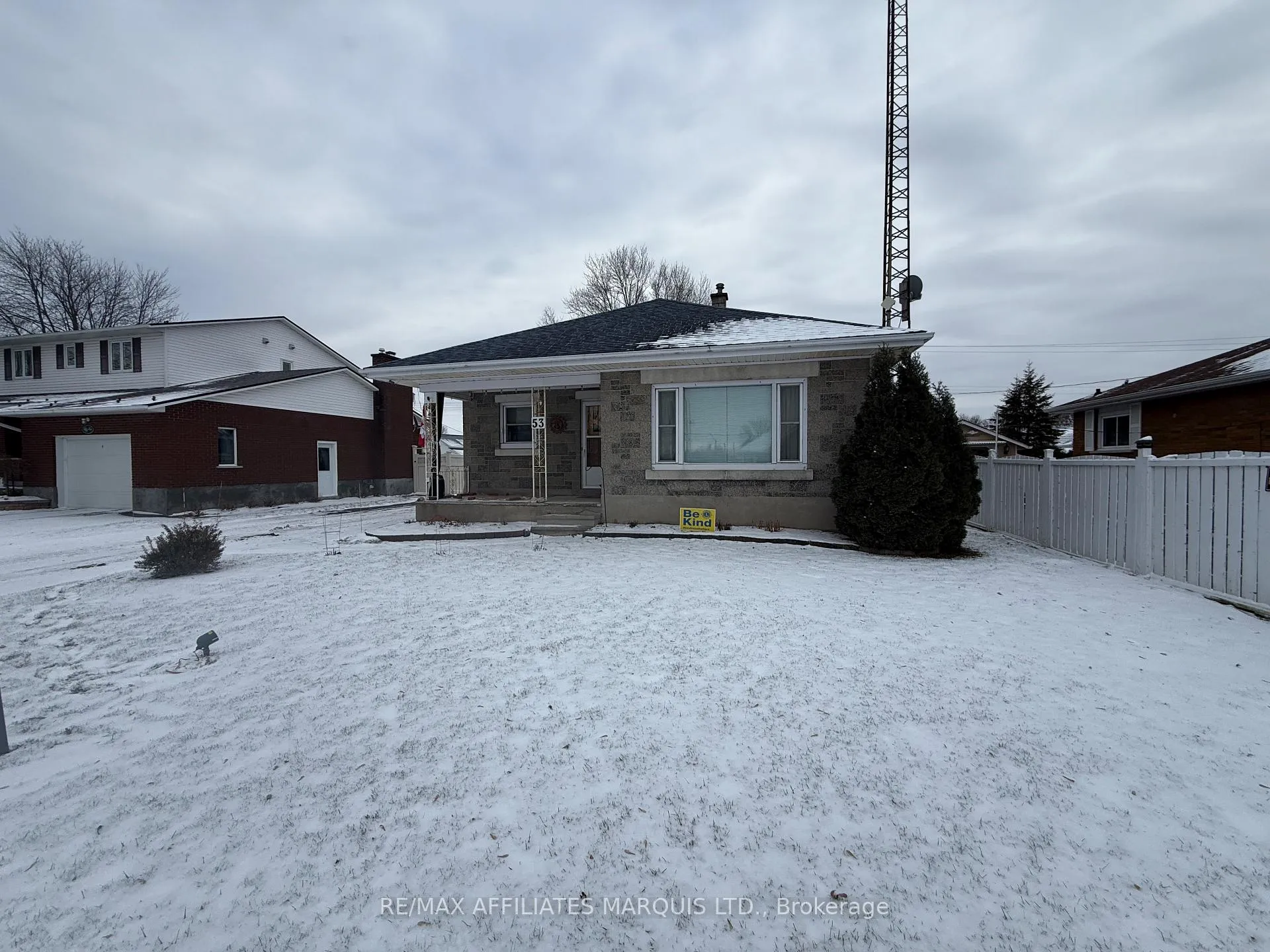 Photo 2 of 53 Fifth Street E, South Dundas, Morrisburg — HOMEH