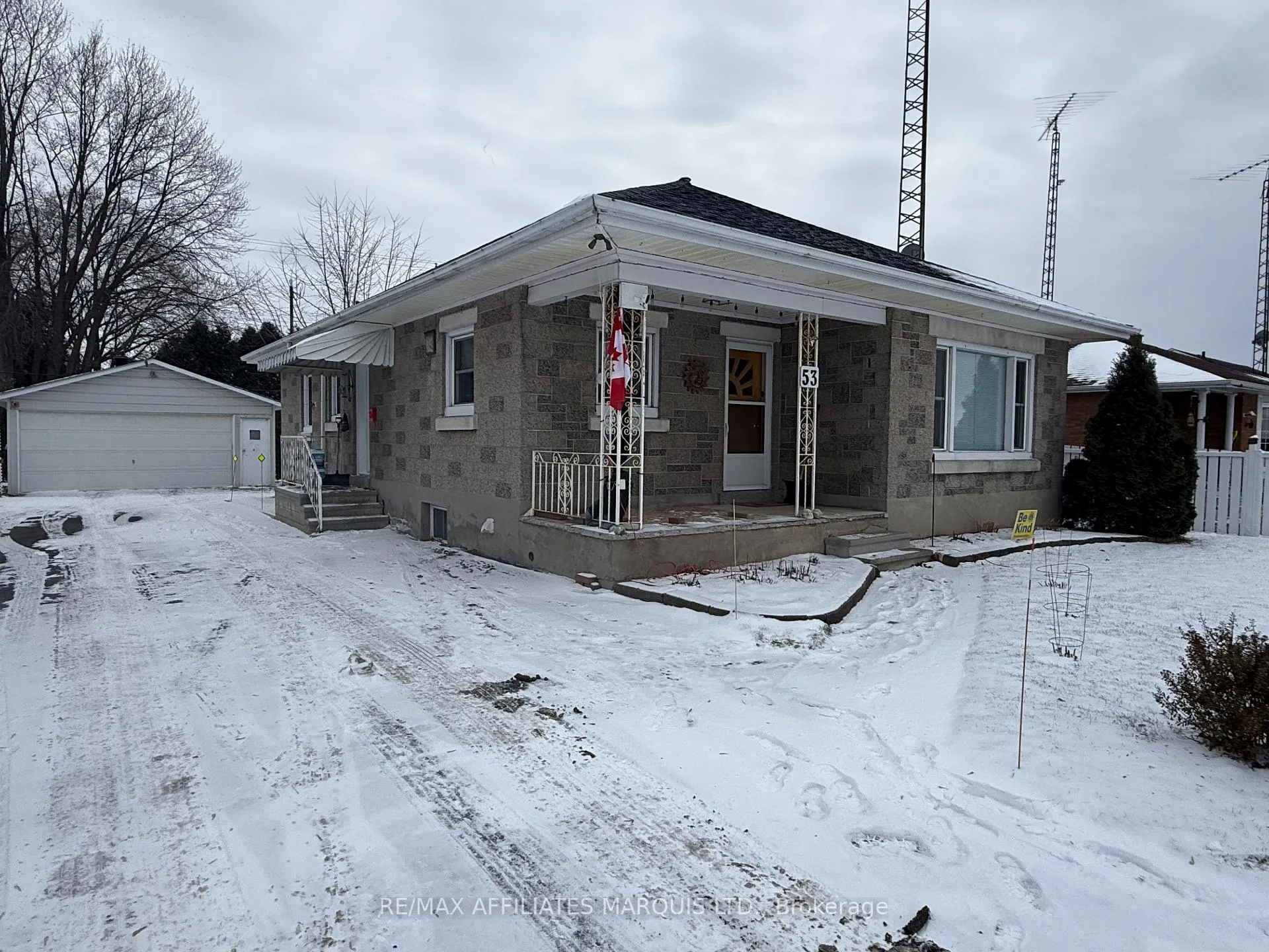 Photo 4 of 53 Fifth Street E, South Dundas, Morrisburg — HOMEH