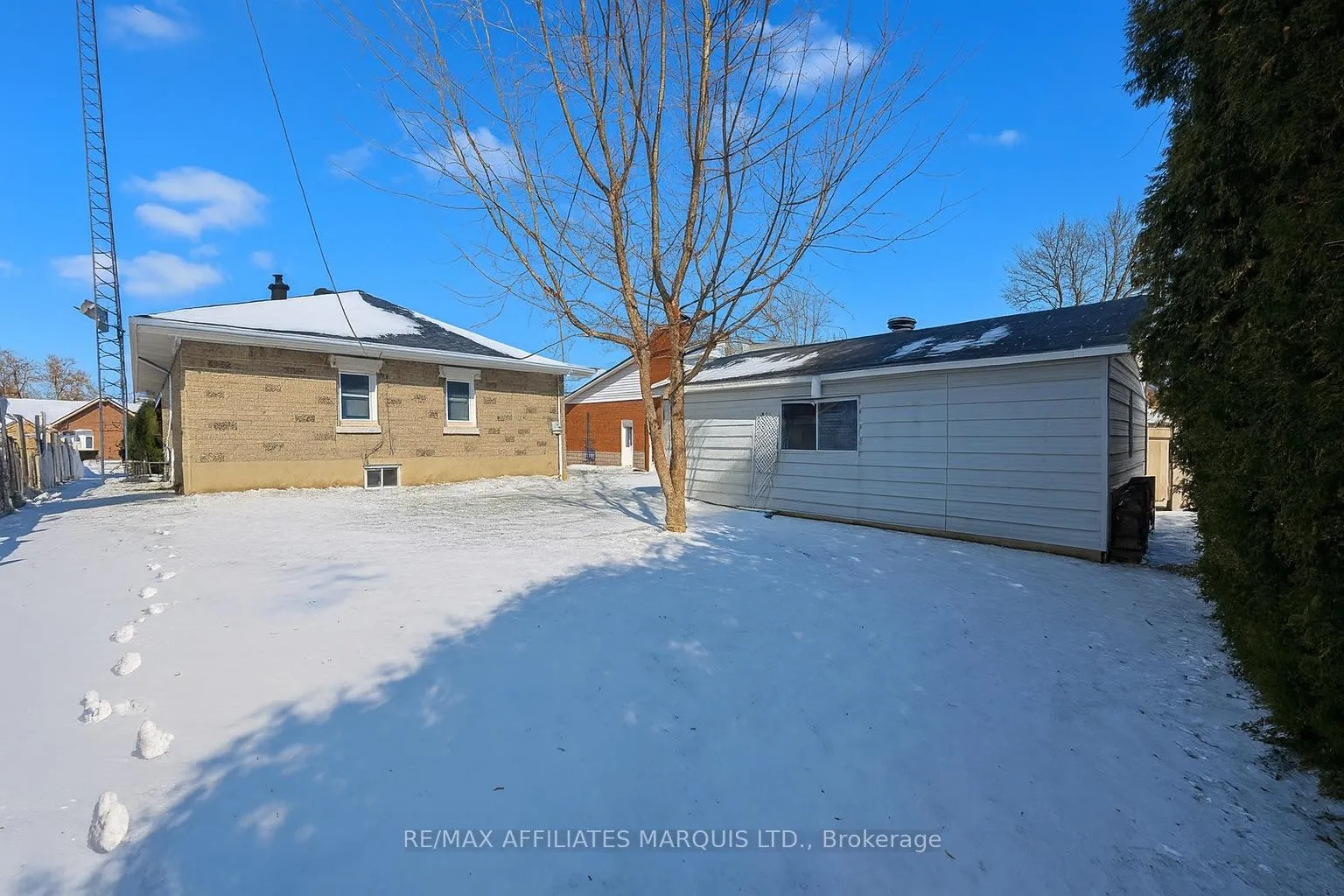 Photo 6 of 53 Fifth Street E, South Dundas, Morrisburg — HOMEH