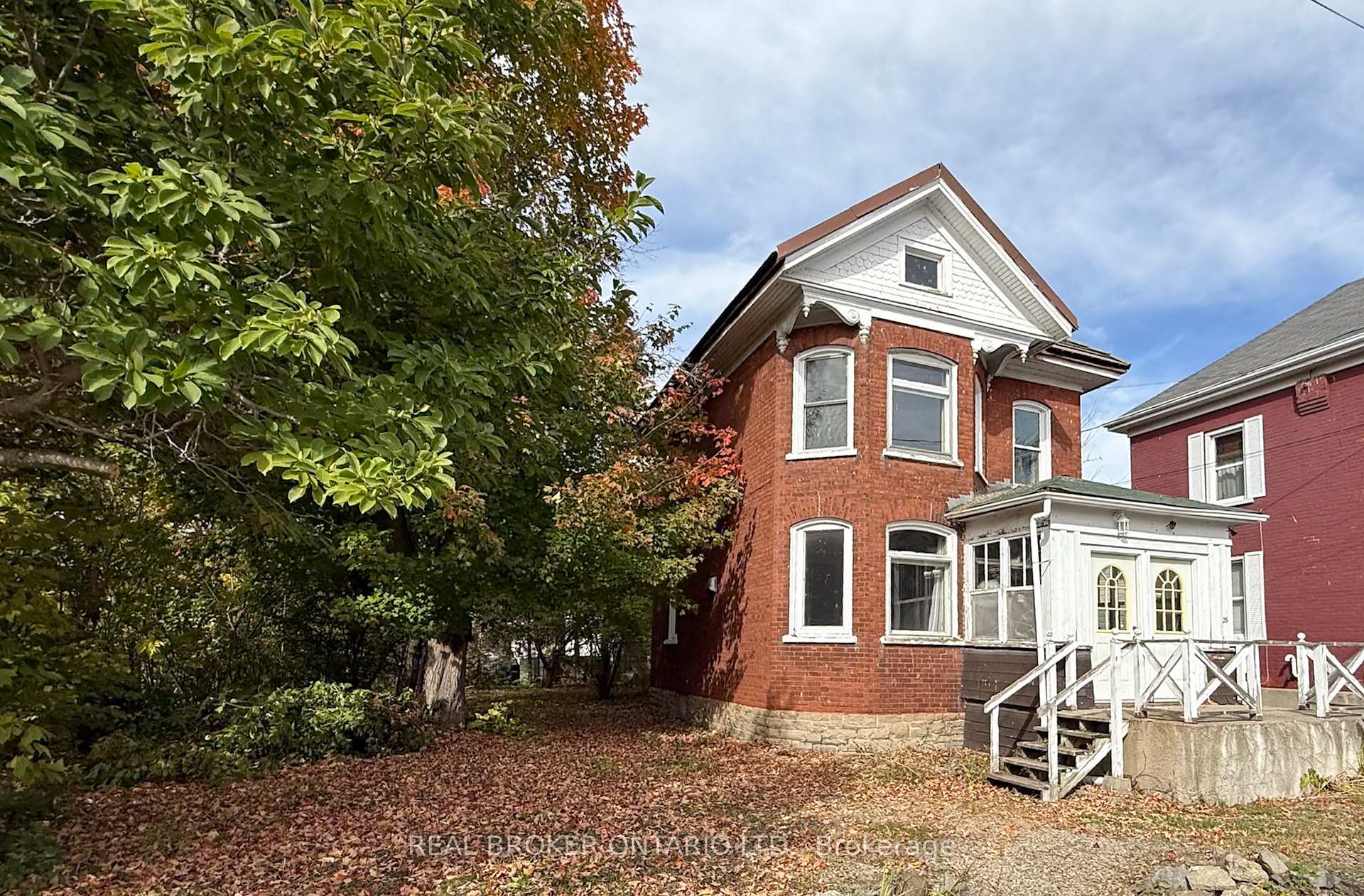 Photo 1 of 26 Elgin Street, Smiths Falls — HOMEH