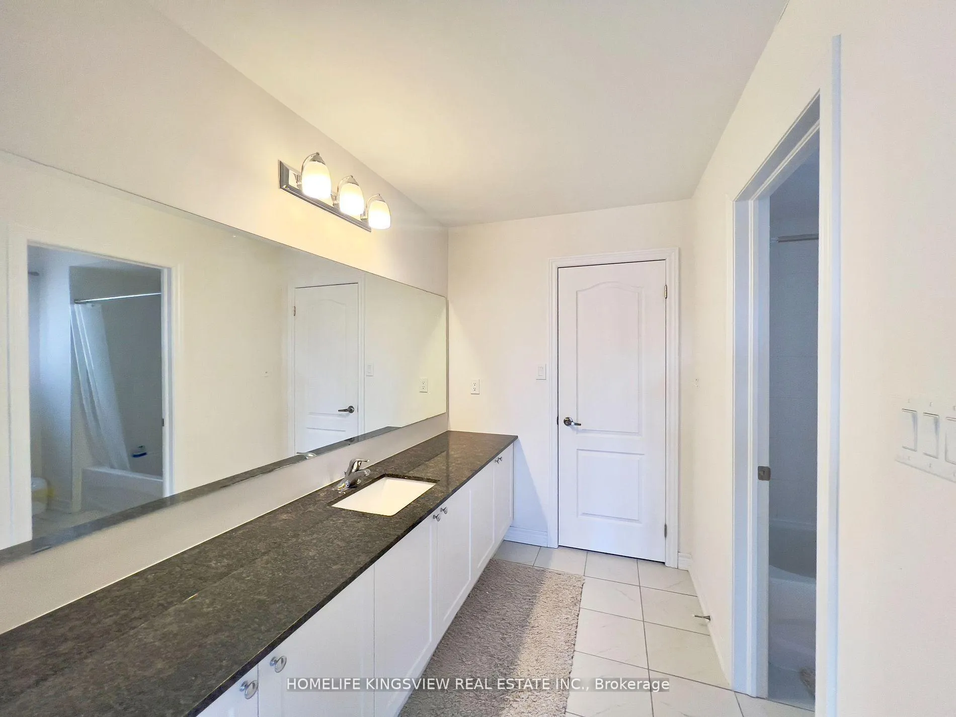 Photo 11 of 708 Gilmour Crescent, Shelburne — HOMEH