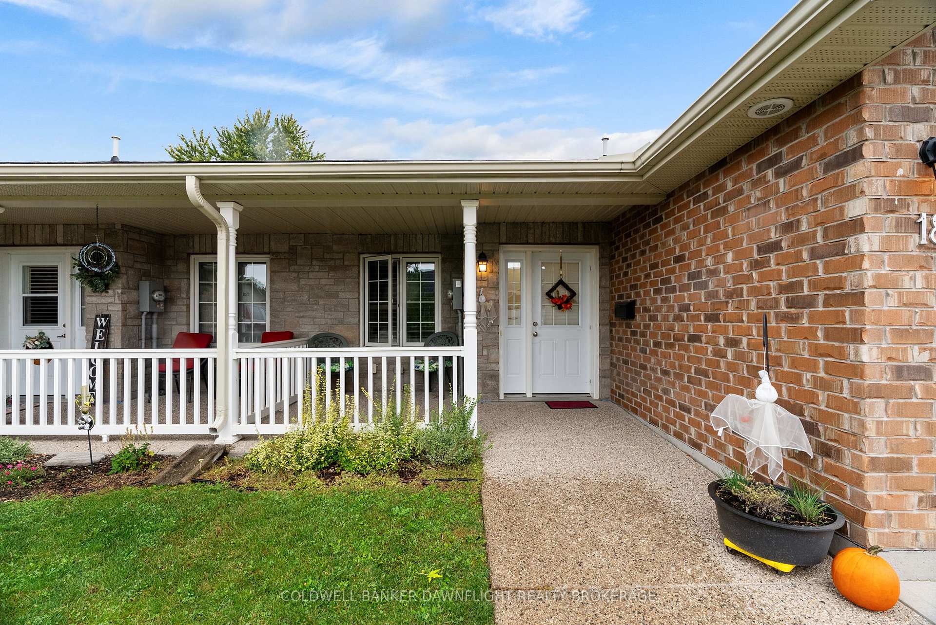 Photo 3 of 18 Devon Drive, South Huron, Exeter — HOMEH