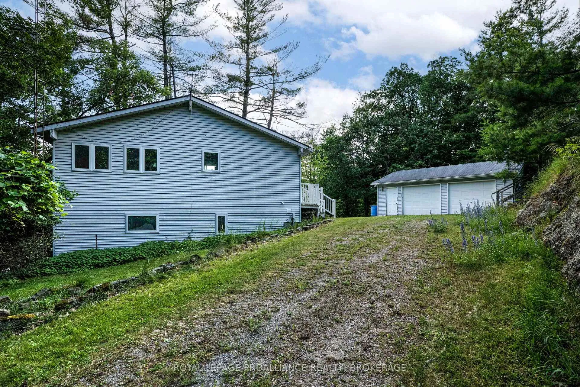 Photo 31 of 182A Brooks Point Road, Rideau Lakes, Rideau Lakes (South Crosby) Twp — HOMEH
