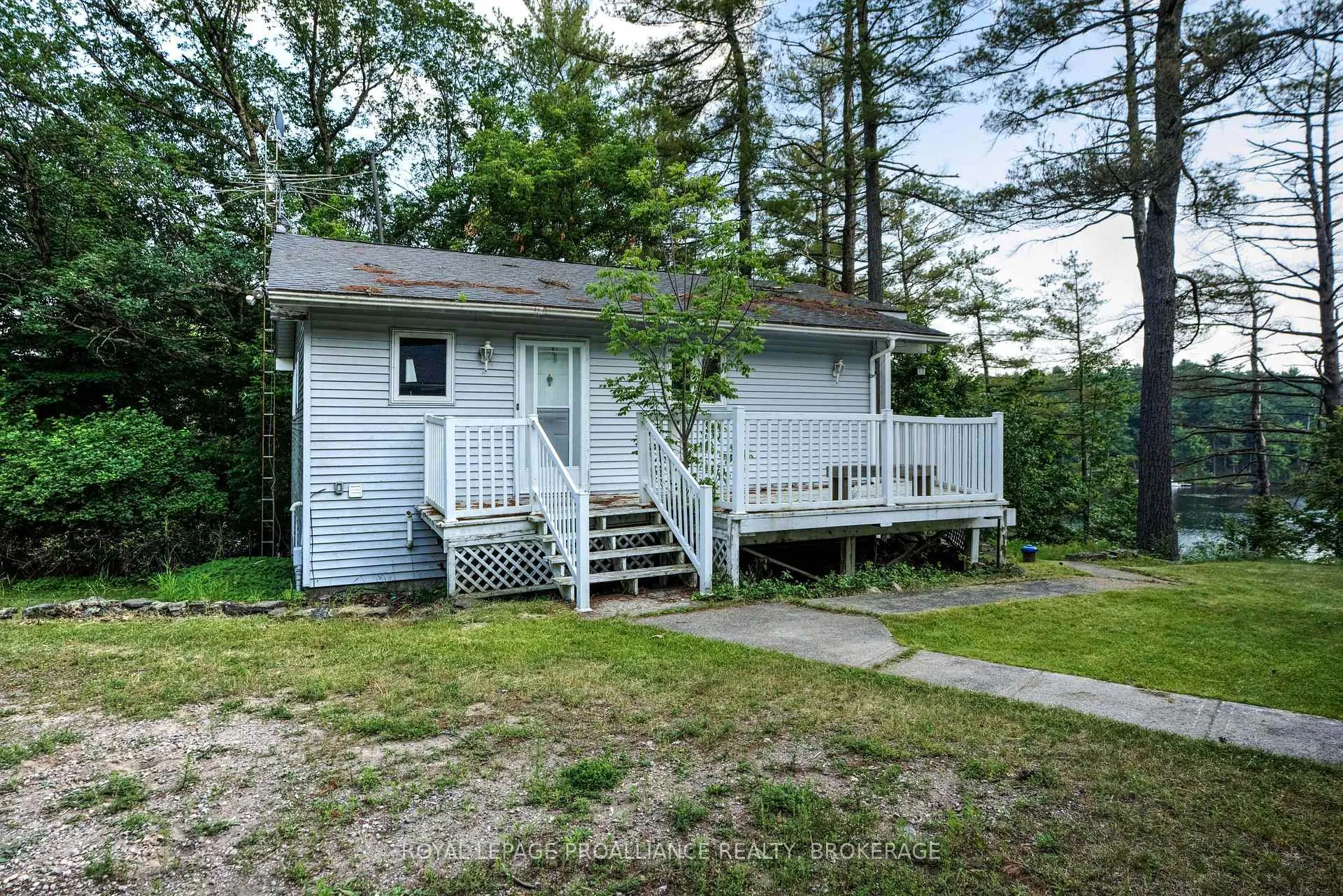 Photo 32 of 182A Brooks Point Road, Rideau Lakes, Rideau Lakes (South Crosby) Twp — HOMEH