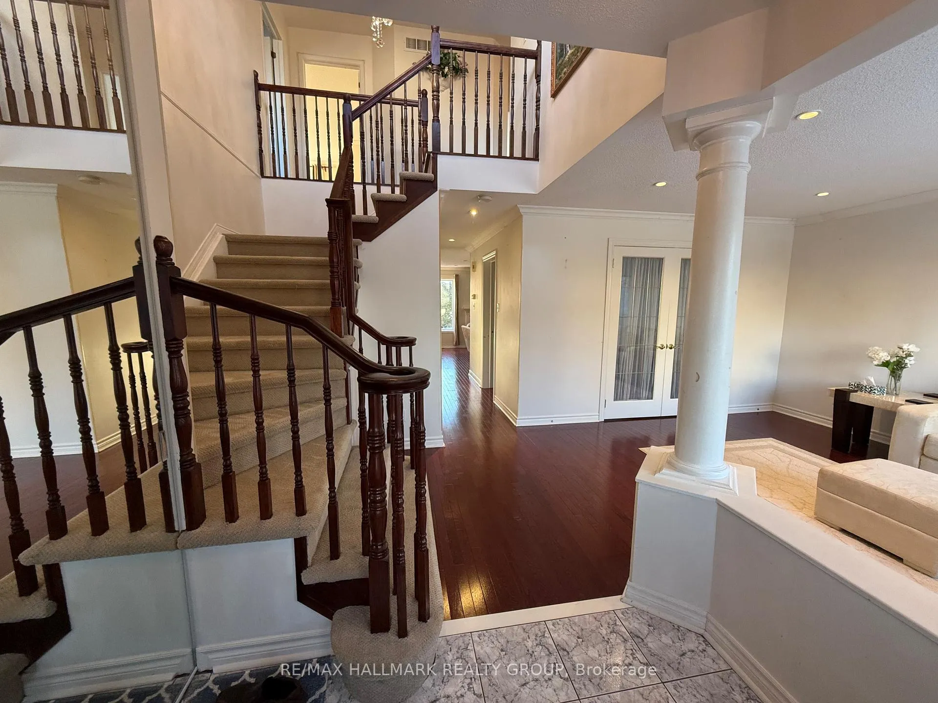 Photo 3 of 2 Kentsdale Drive, Ottawa, Centrepointe — HOMEH