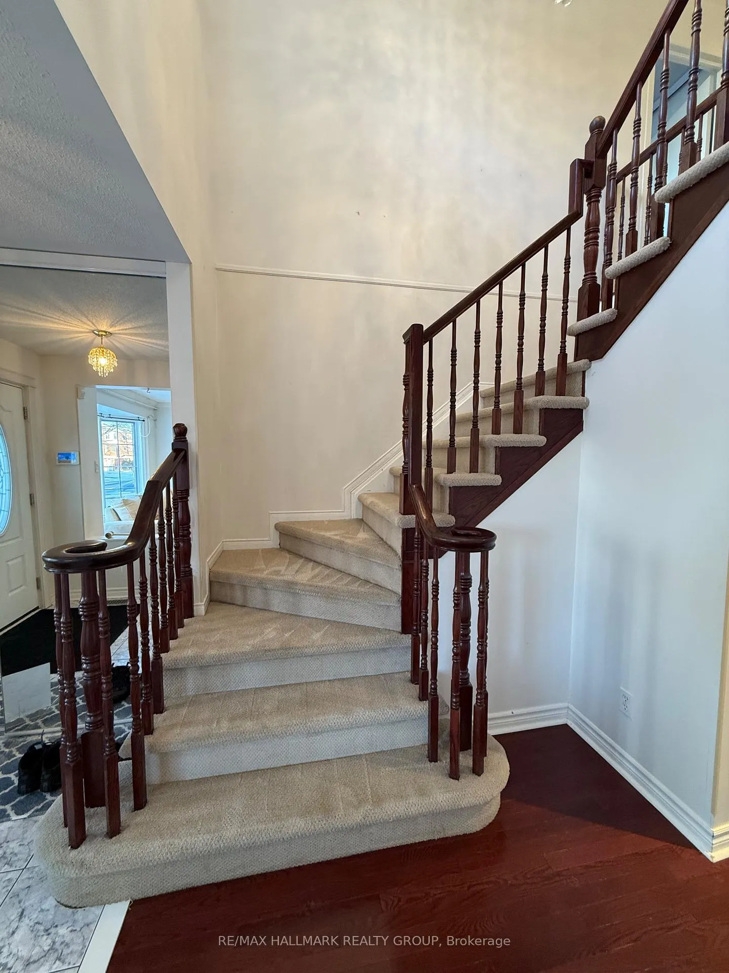 Photo 5 of 2 Kentsdale Drive, Ottawa, Centrepointe — HOMEH