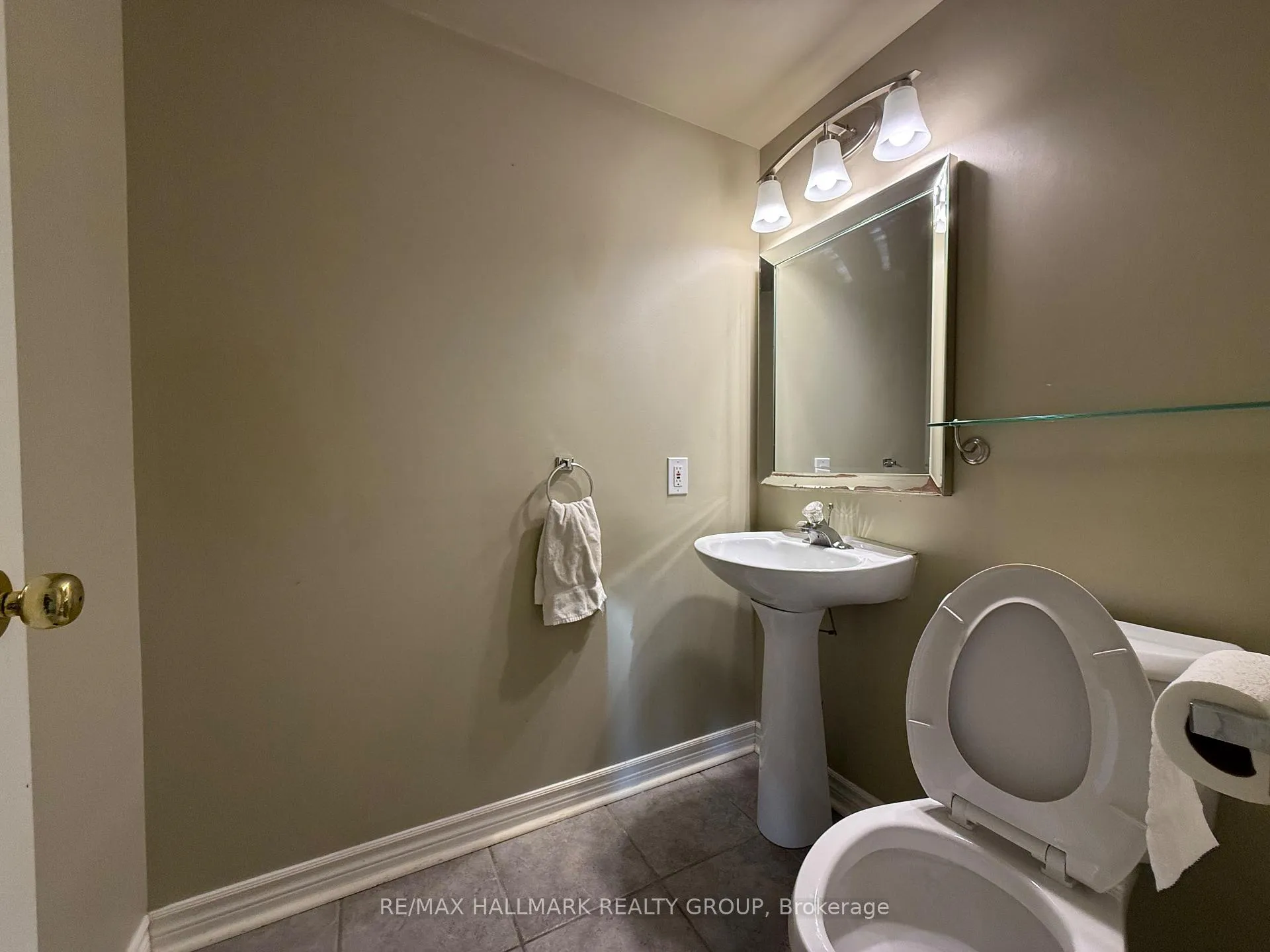Photo 7 of 2 Kentsdale Drive, Ottawa, Centrepointe — HOMEH