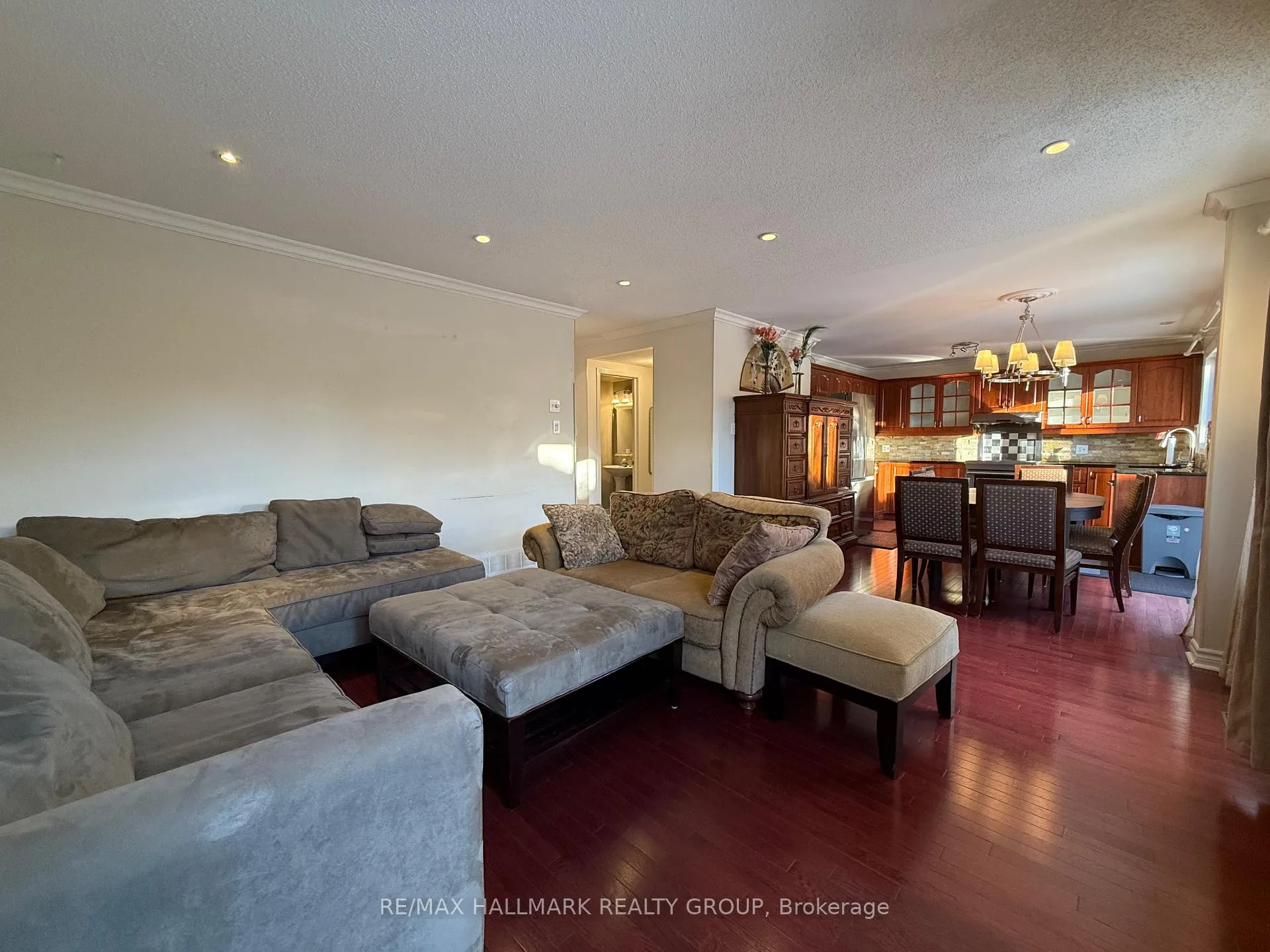 Photo 10 of 2 Kentsdale Drive, Ottawa, Centrepointe — HOMEH