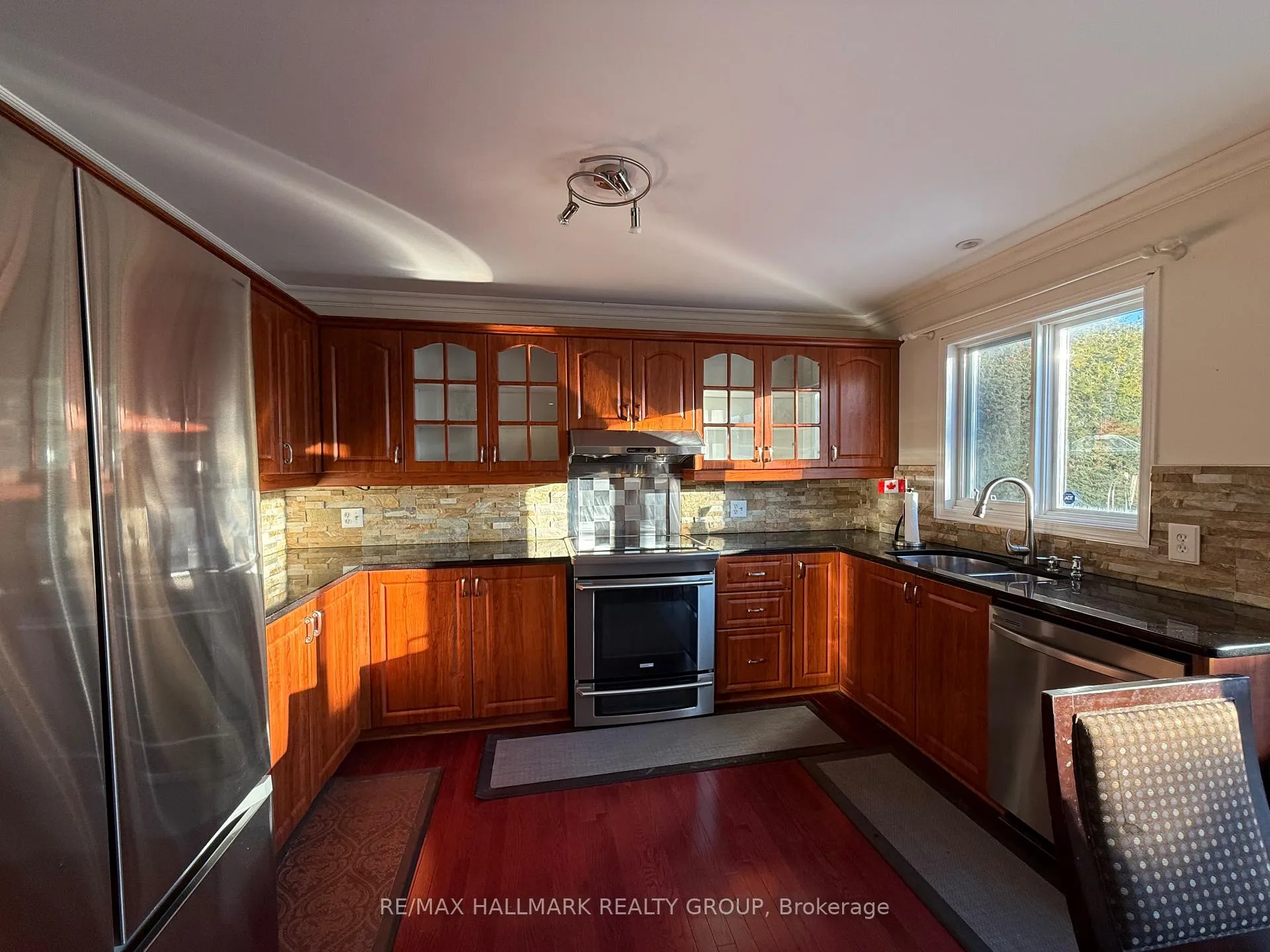 Photo 13 of 2 Kentsdale Drive, Ottawa, Centrepointe — HOMEH