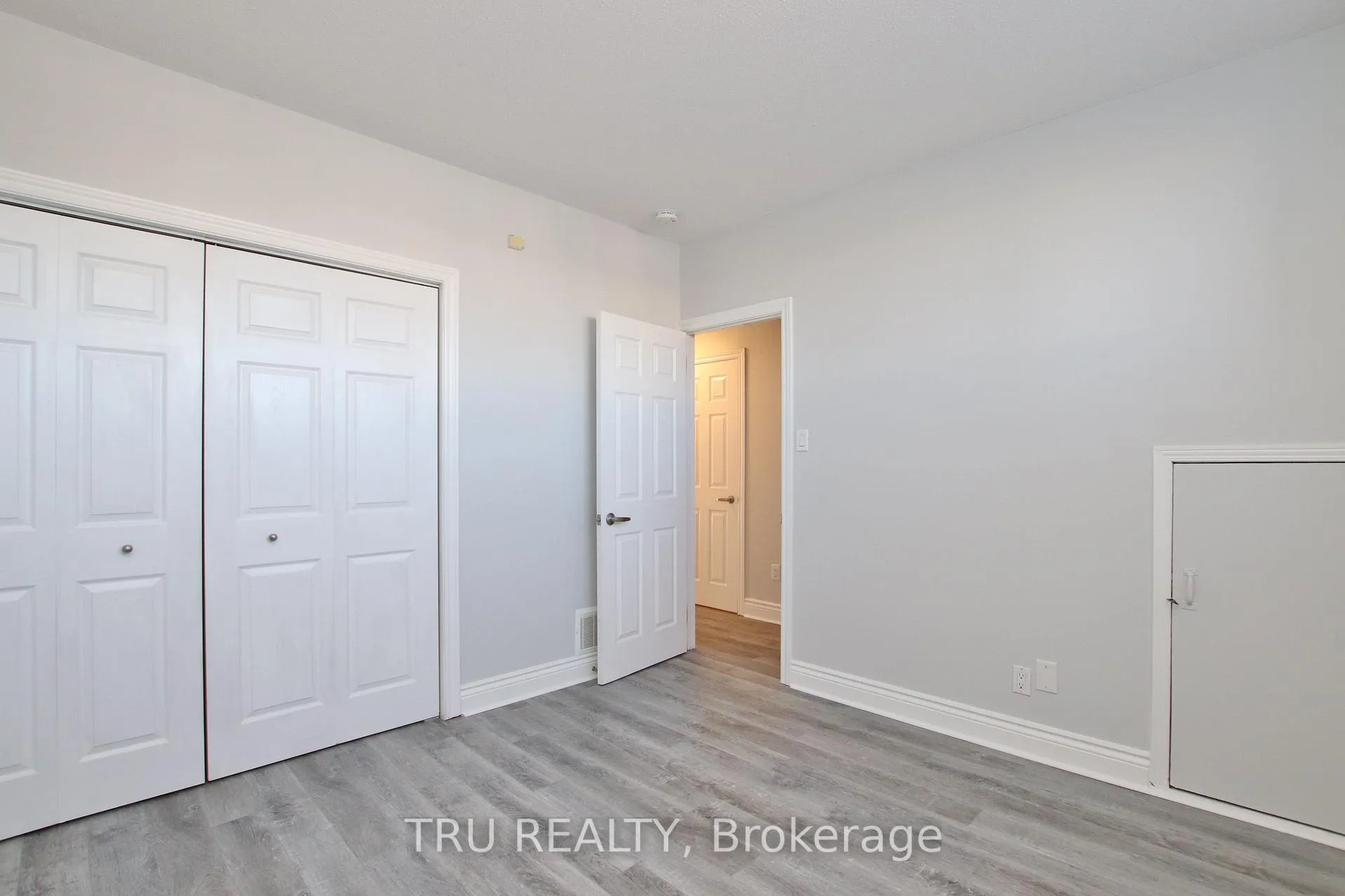 Photo 13 of Unit B, 86 Elvaston Avenue, Ottawa, Craig Henry/Woodvale — HOMEH