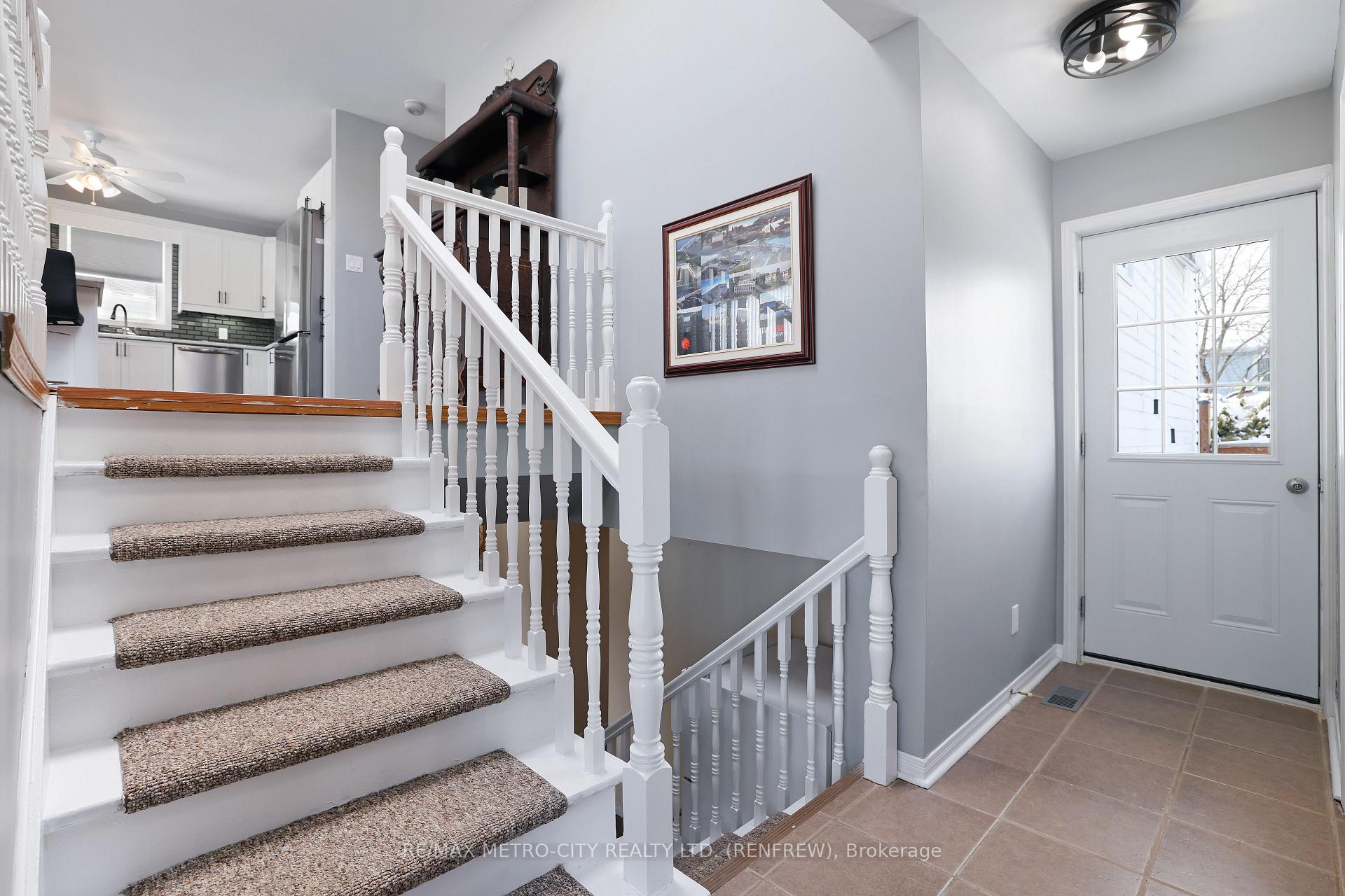 Photo 8 of 206 Vanier Crescent, Renfrew — HOMEH