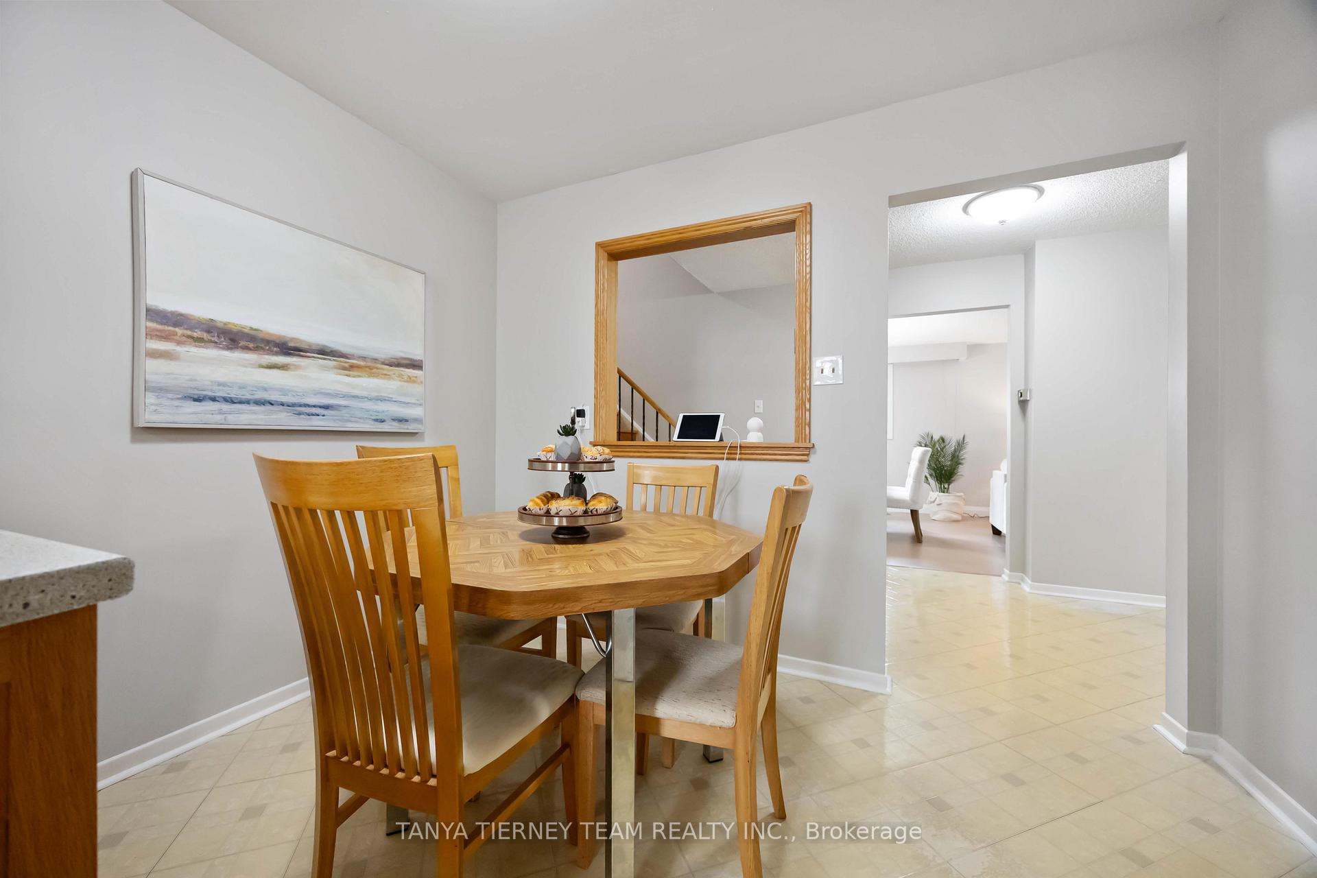 Photo 14 of 54 Chester Crescent, Scugog, Port Perry — HOMEH