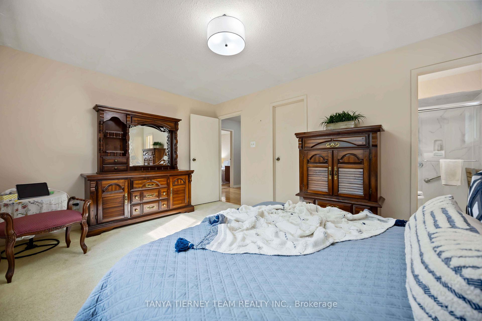 Photo 17 of 54 Chester Crescent, Scugog, Port Perry — HOMEH