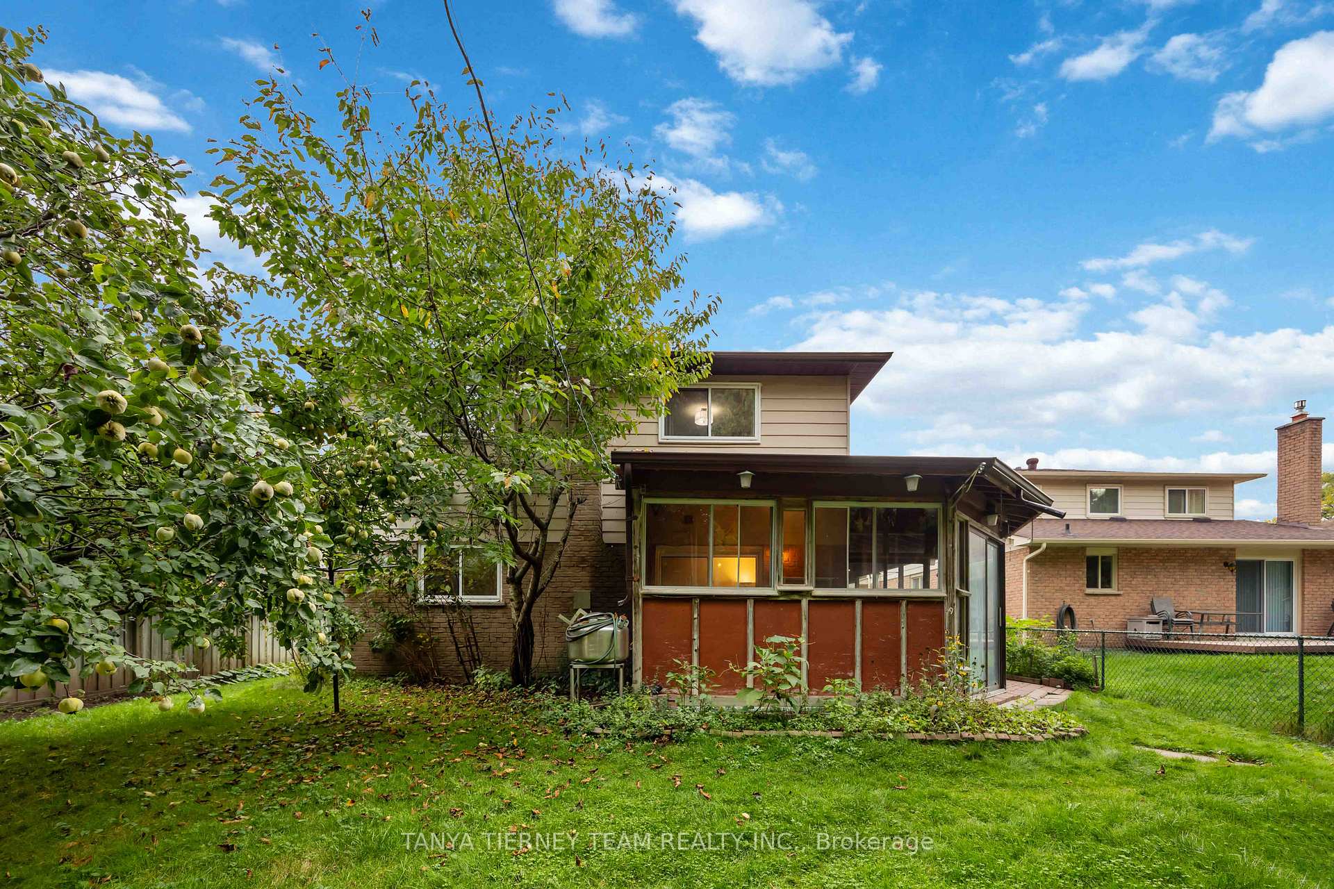 Photo 38 of 54 Chester Crescent, Scugog, Port Perry — HOMEH