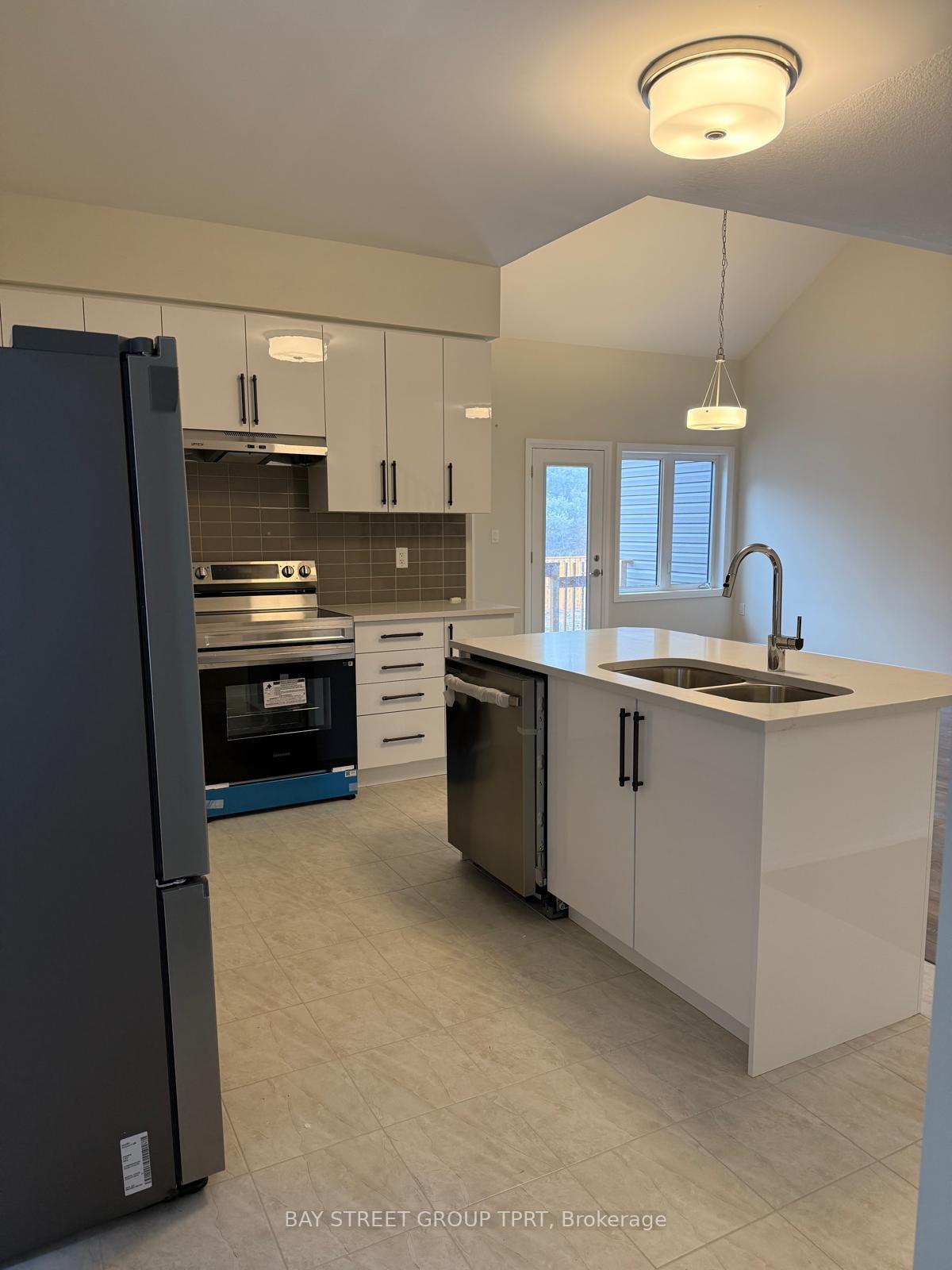 Photo 9 of 3074 Sandy Acres Avenue, Severn, West Shore — HOMEH