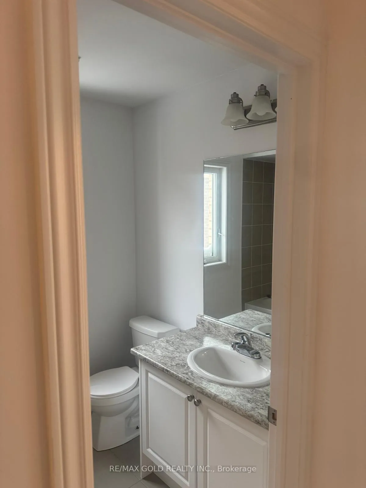 Photo 10 of 27 Aitchision Avenue, Grey Highlands — HOMEH