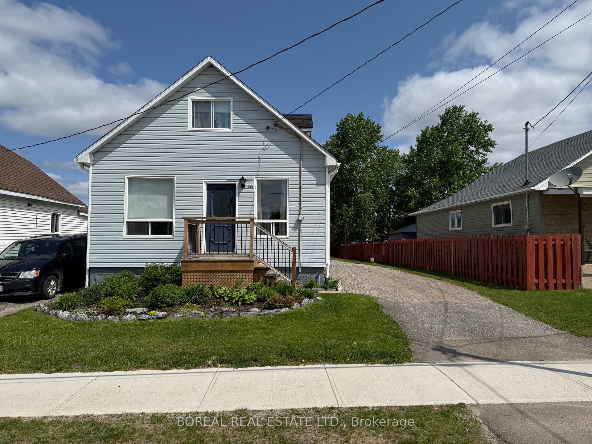 Photo 3 of 228 Main Street, Smooth Rock Falls, SRF — HOMEH