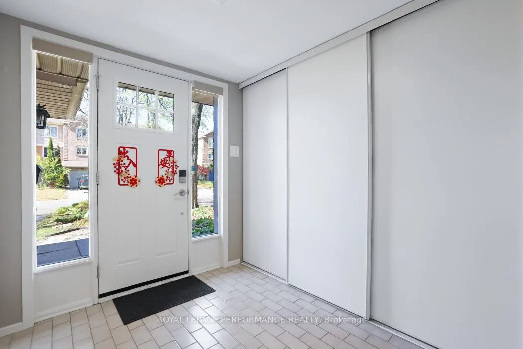 Photo 6 of 21 Arbordale Crescent, Ottawa, Centrepointe — HOMEH