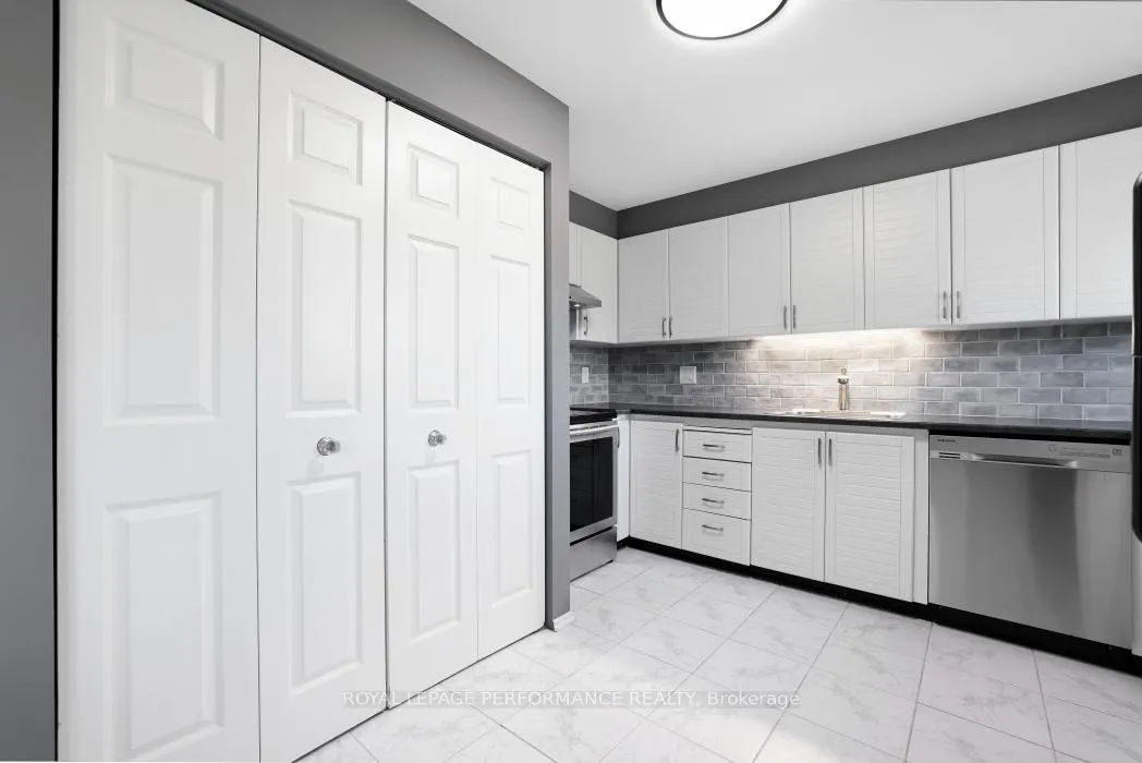 Photo 23 of 21 Arbordale Crescent, Ottawa, Centrepointe — HOMEH