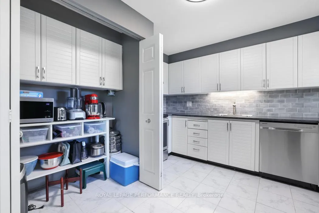 Photo 24 of 21 Arbordale Crescent, Ottawa, Centrepointe — HOMEH