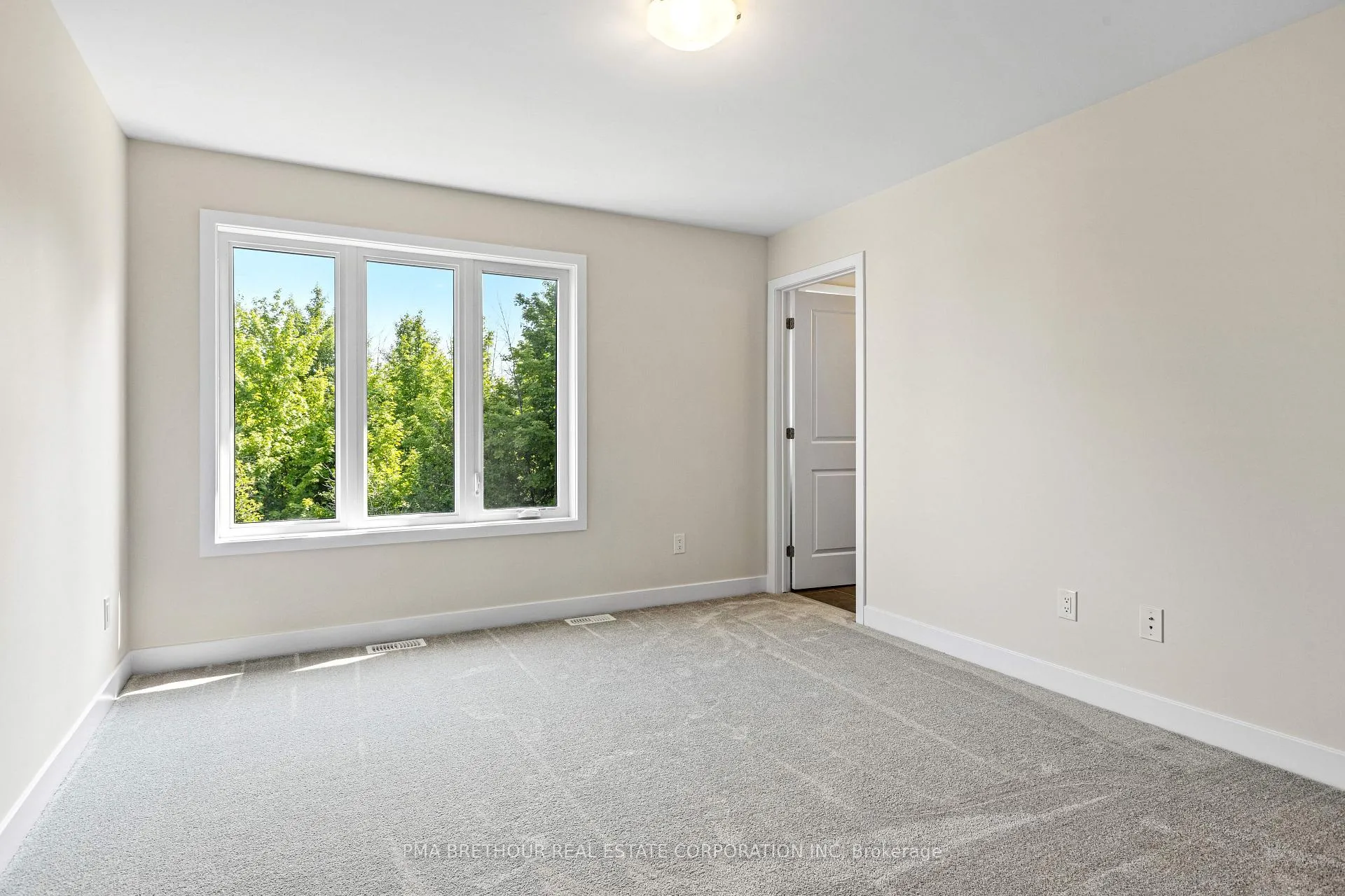 Photo 13 of 101 Staples Boulevard, Smiths Falls — HOMEH
