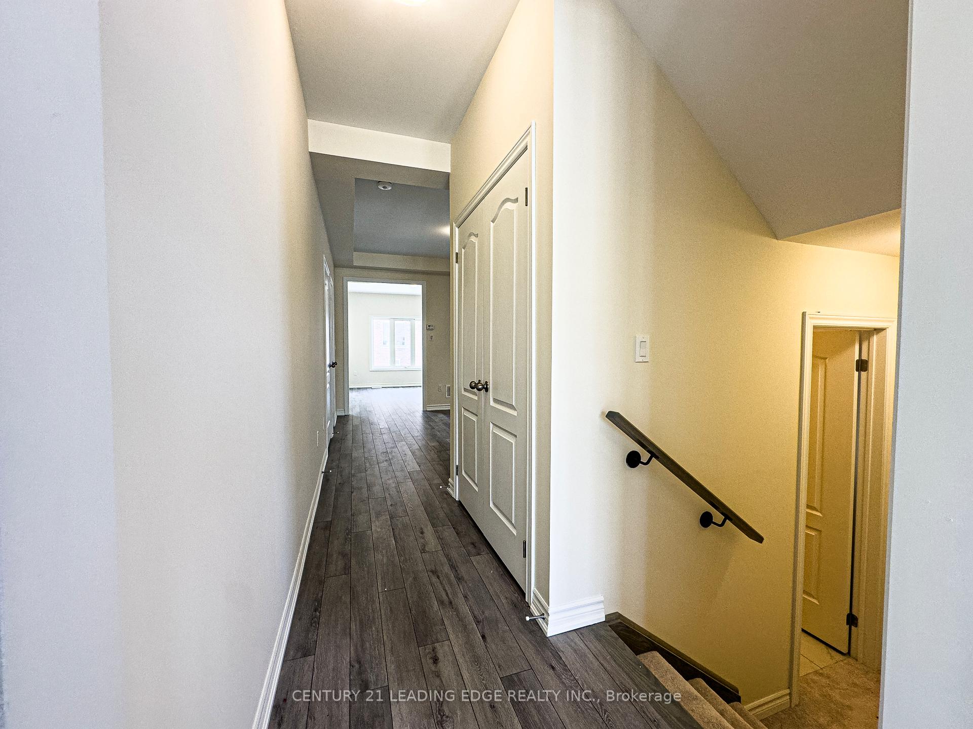 Photo 5 of 132 Robin Trail, Scugog, Port Perry — HOMEH