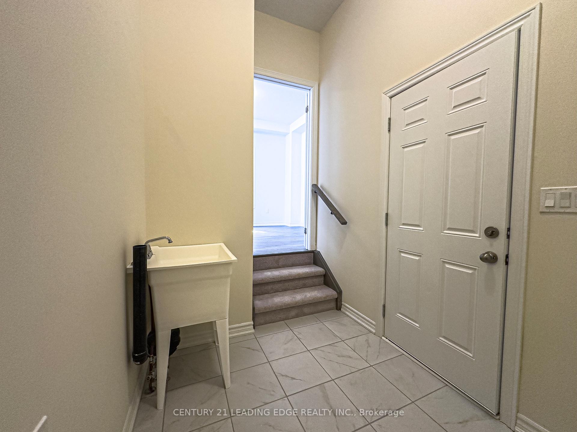 Photo 11 of 132 Robin Trail, Scugog, Port Perry — HOMEH