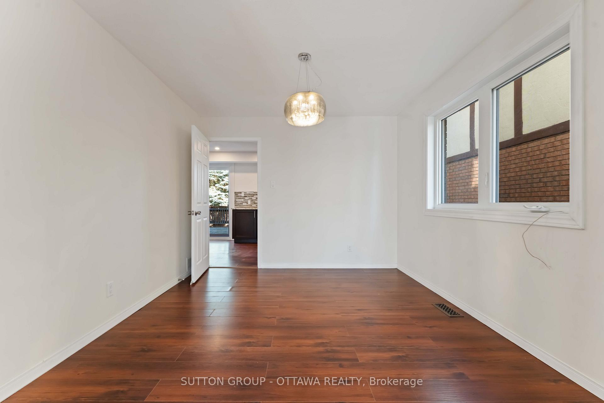 Photo 7 of 7 Castlethorpe Crescent, Ottawa, Centrepointe — HOMEH