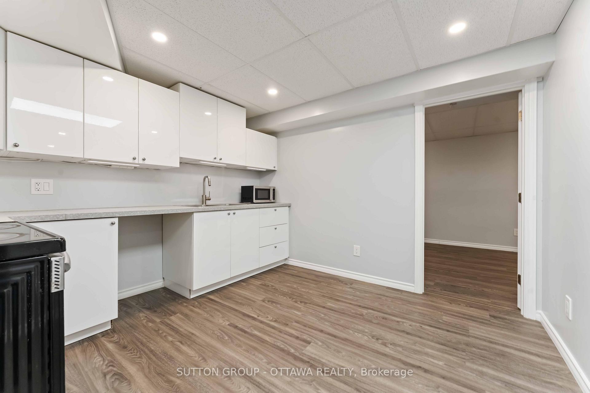 Photo 36 of 7 Castlethorpe Crescent, Ottawa, Centrepointe — HOMEH