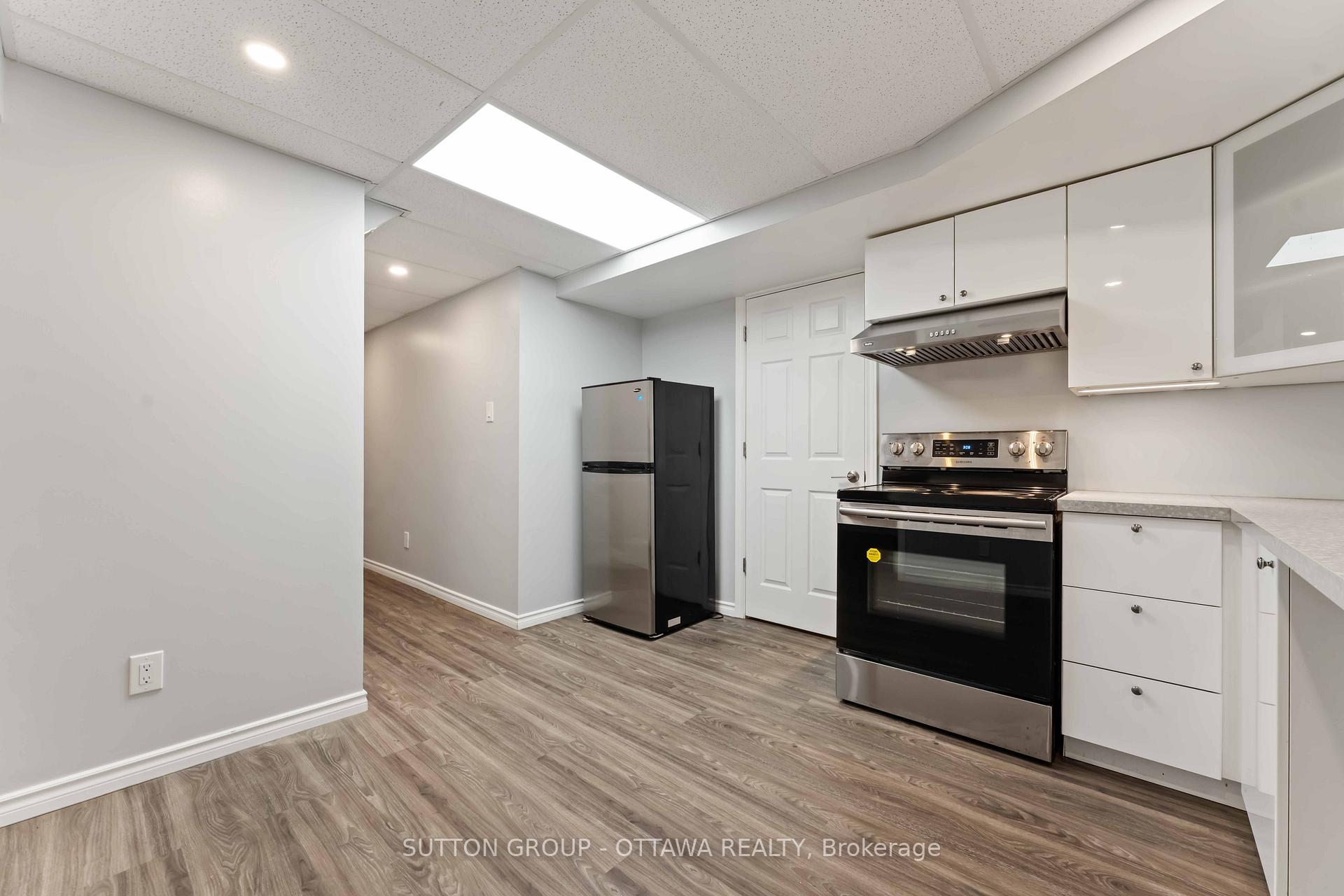 Photo 37 of 7 Castlethorpe Crescent, Ottawa, Centrepointe — HOMEH