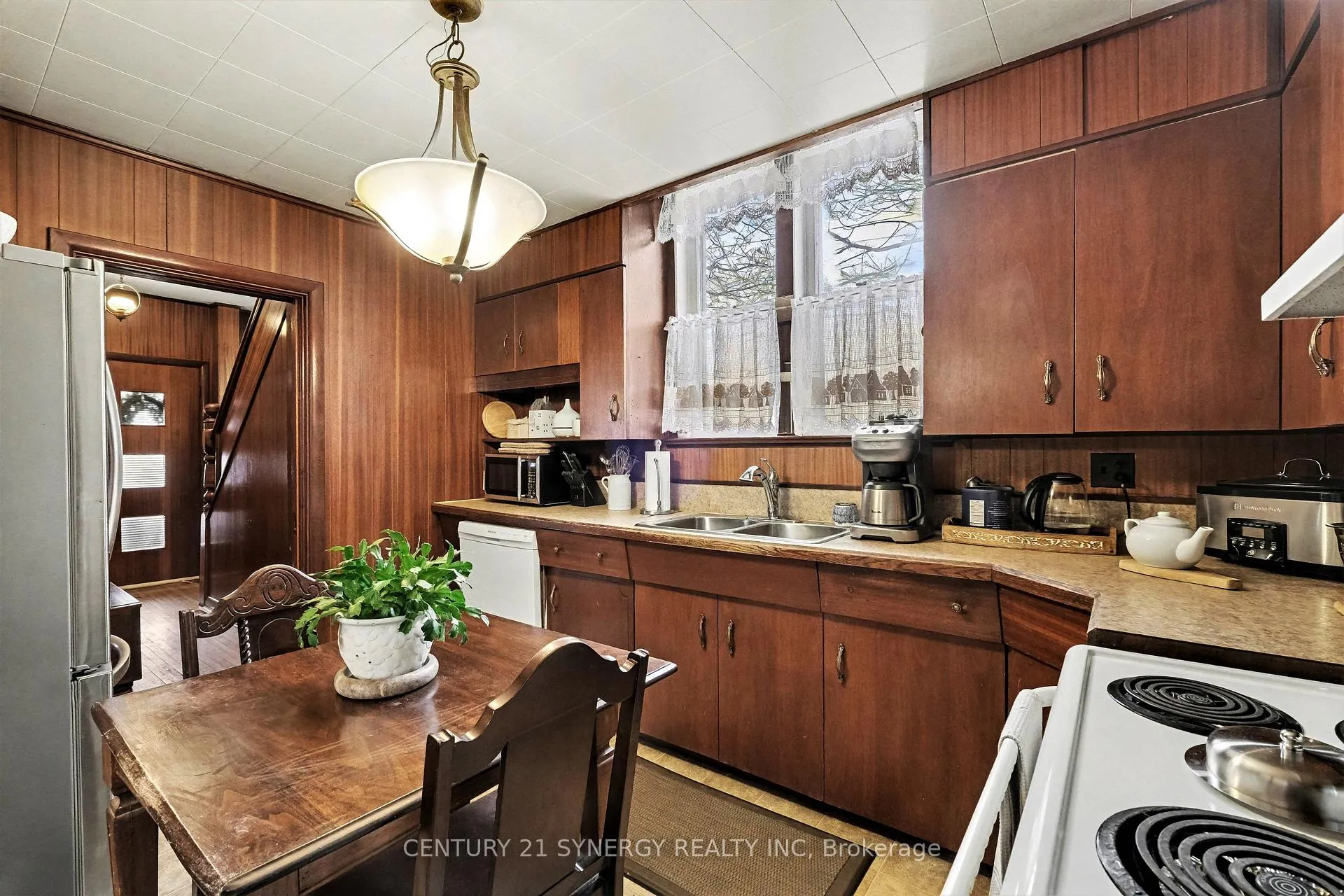 Photo 12 of 82 Abel Street, Smiths Falls — HOMEH